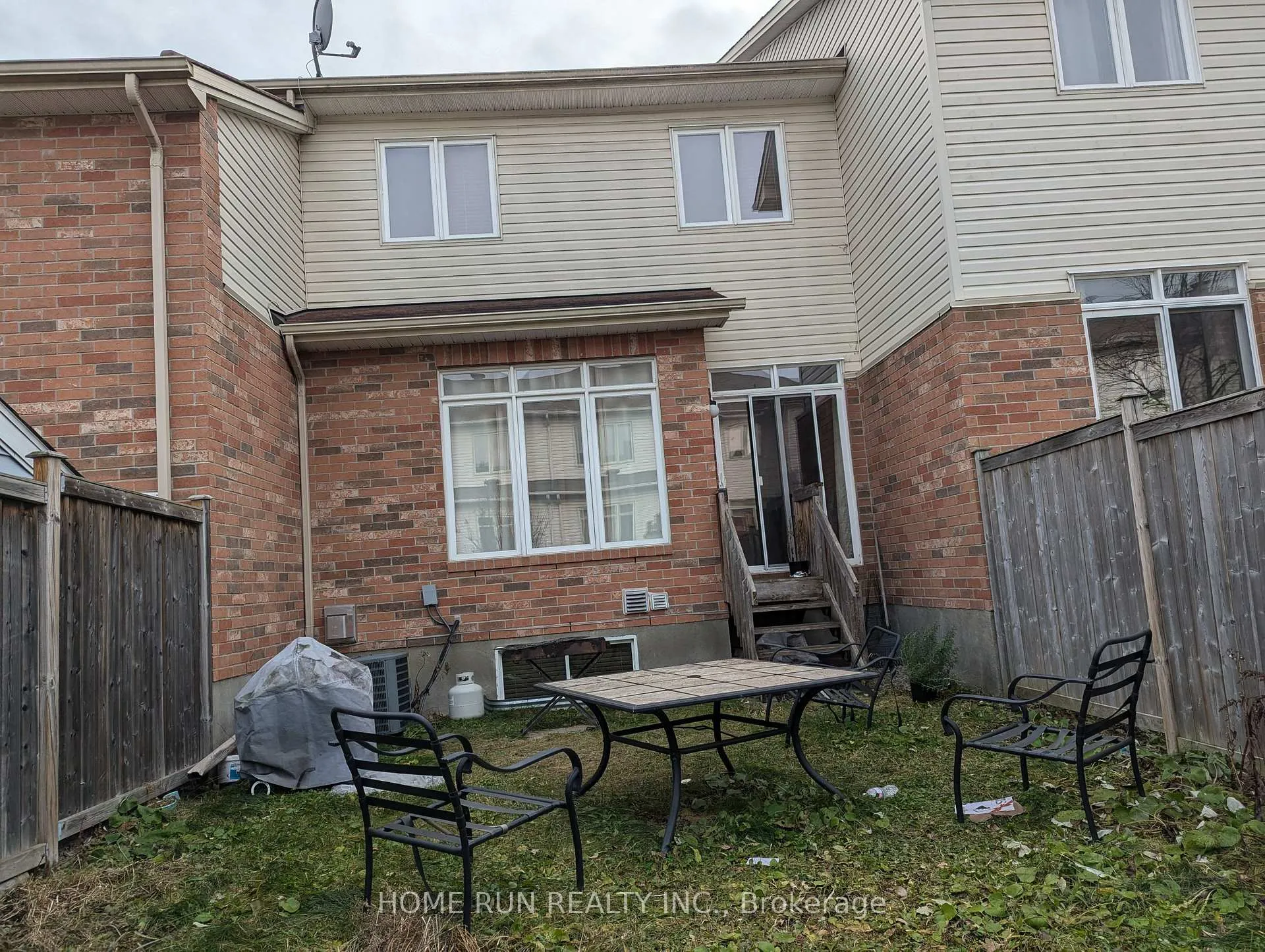 Photo 12 of 762 Bowercrest Crescent, Ottawa, Riverside South/Gloucester Glen — HOMEH