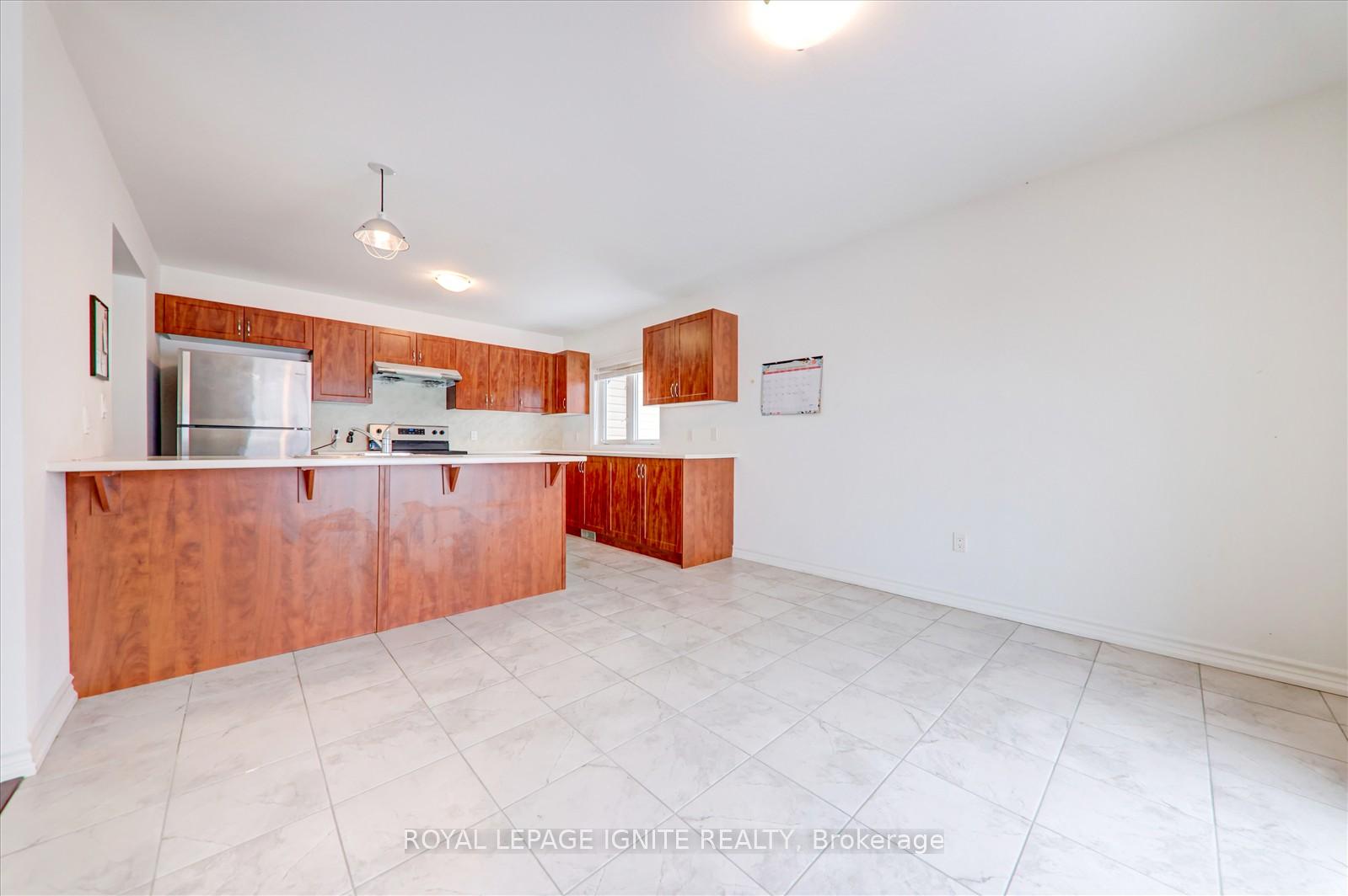 Photo 11 of 118 Brennan Crescent, Loyalist, Odessa — HOMEH