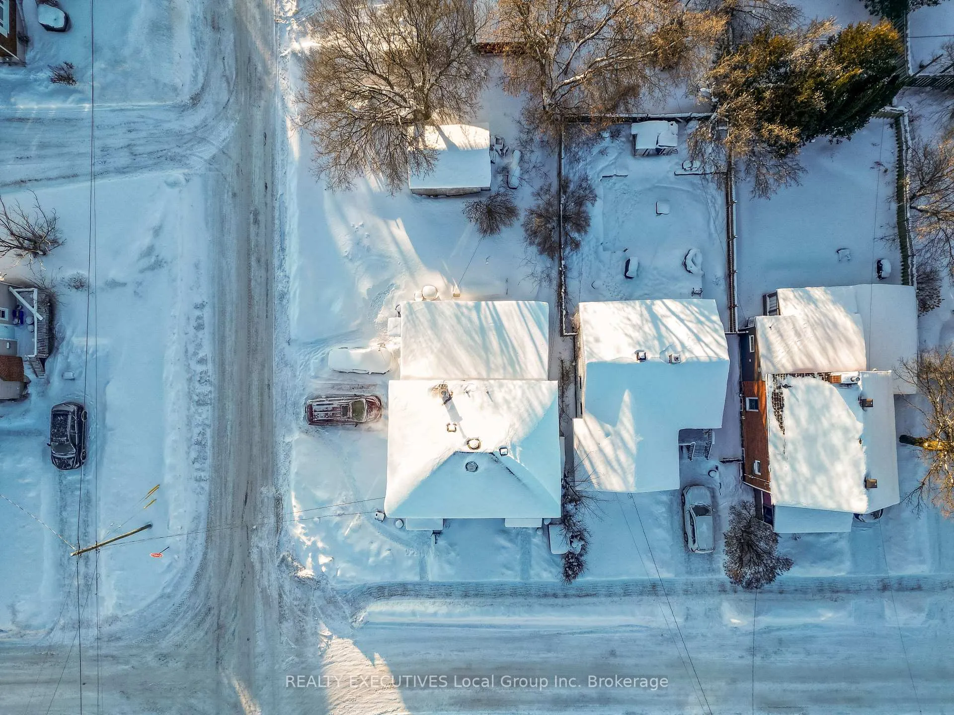 Photo 2 of 997 Hammond Street, North Bay, Central — HOMEH