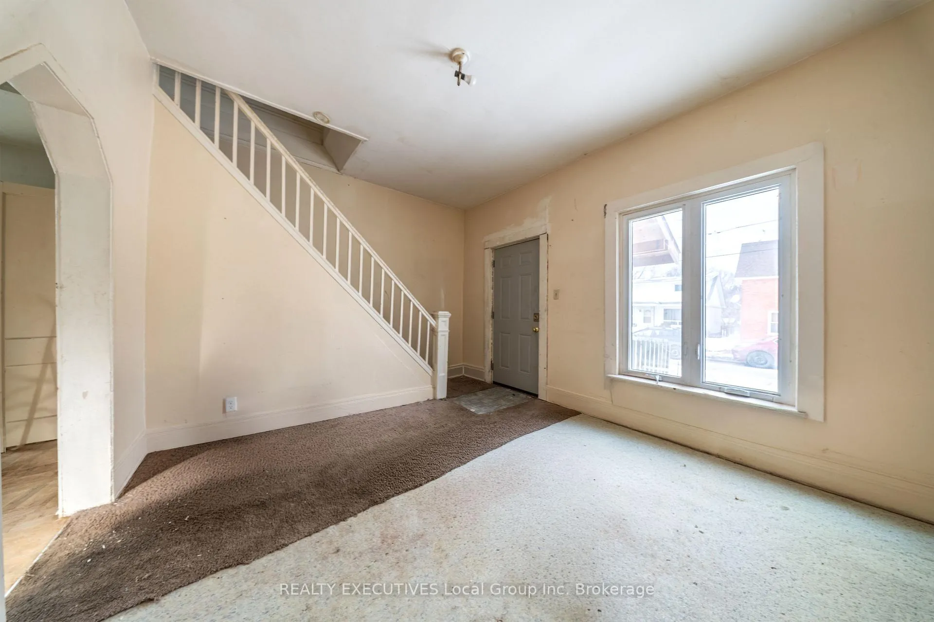 Photo 6 of 997 Hammond Street, North Bay, Central — HOMEH