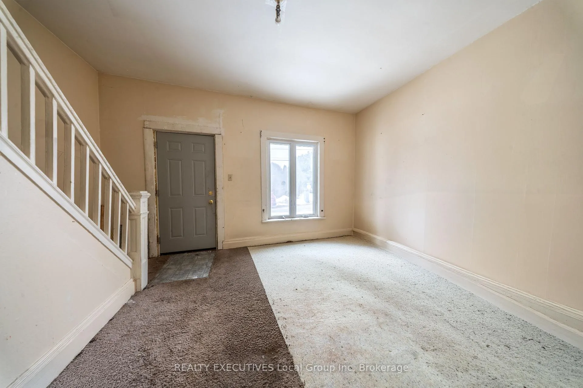 Photo 7 of 997 Hammond Street, North Bay, Central — HOMEH