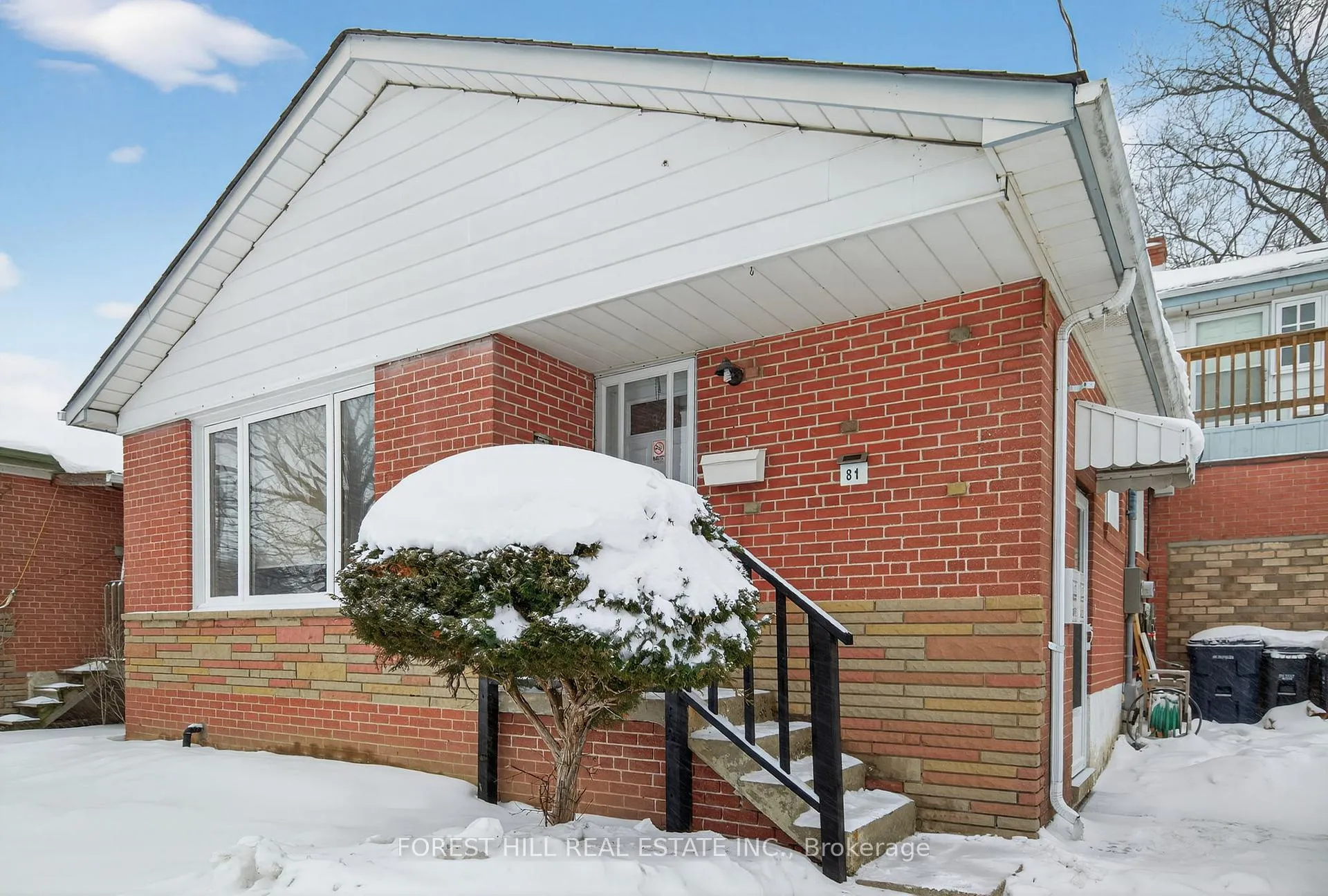 Photo 3 of 81 Taysham Crescent, Etobicoke, Thistletown-Beaumonde Heights — HOMEH