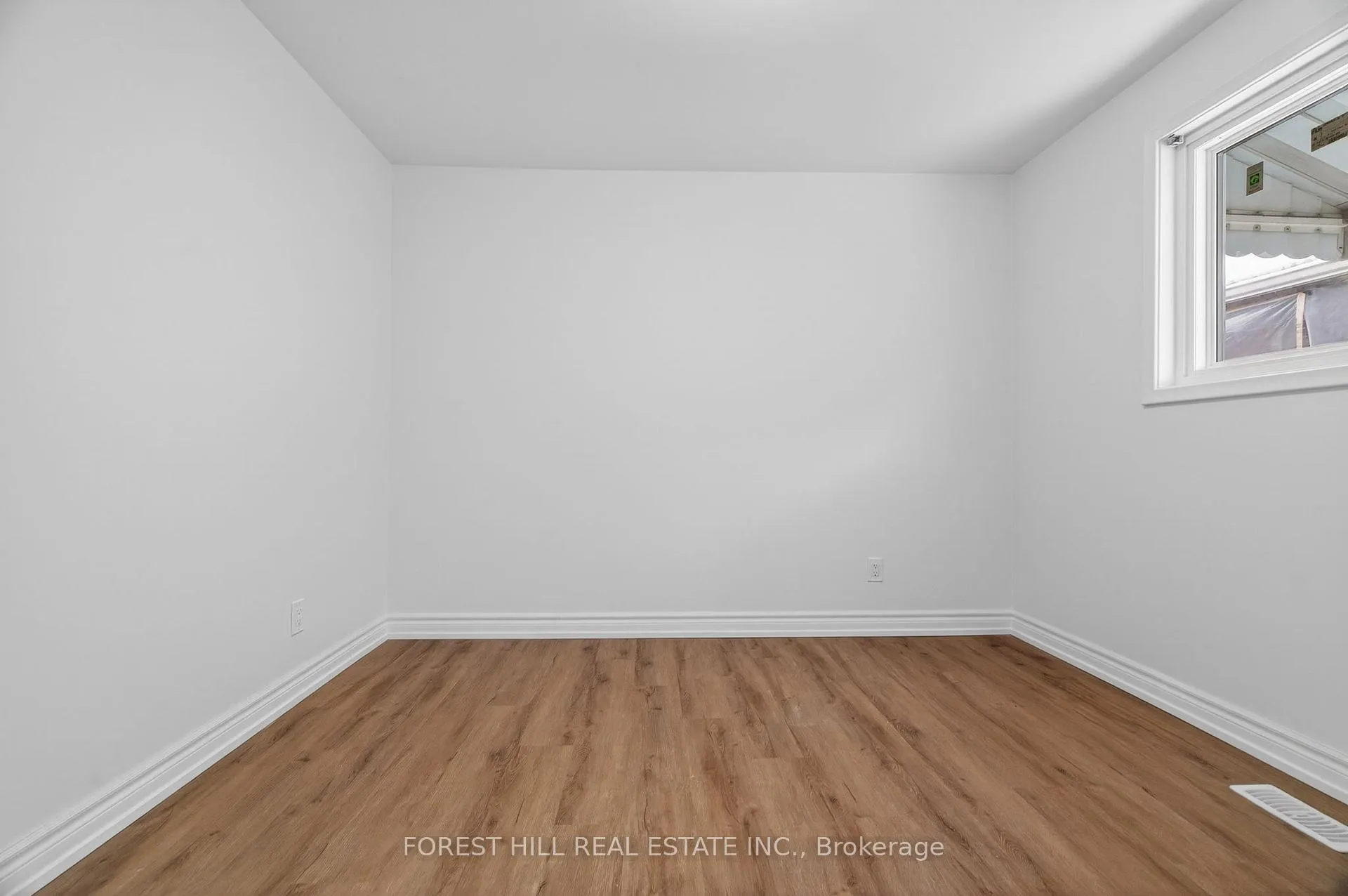 Photo 20 of 81 Taysham Crescent, Etobicoke, Thistletown-Beaumonde Heights — HOMEH