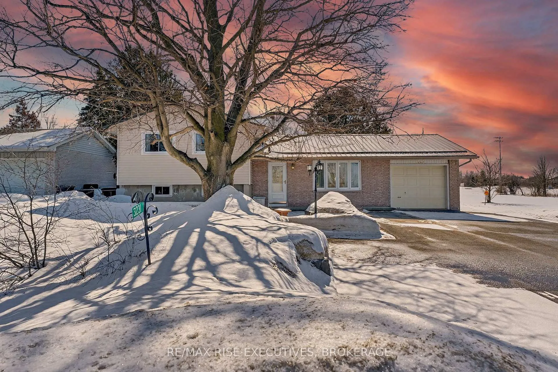Photo 1 of 3231 Princess Street, Kingston, North of Taylor-Kidd Blvd — HOMEH