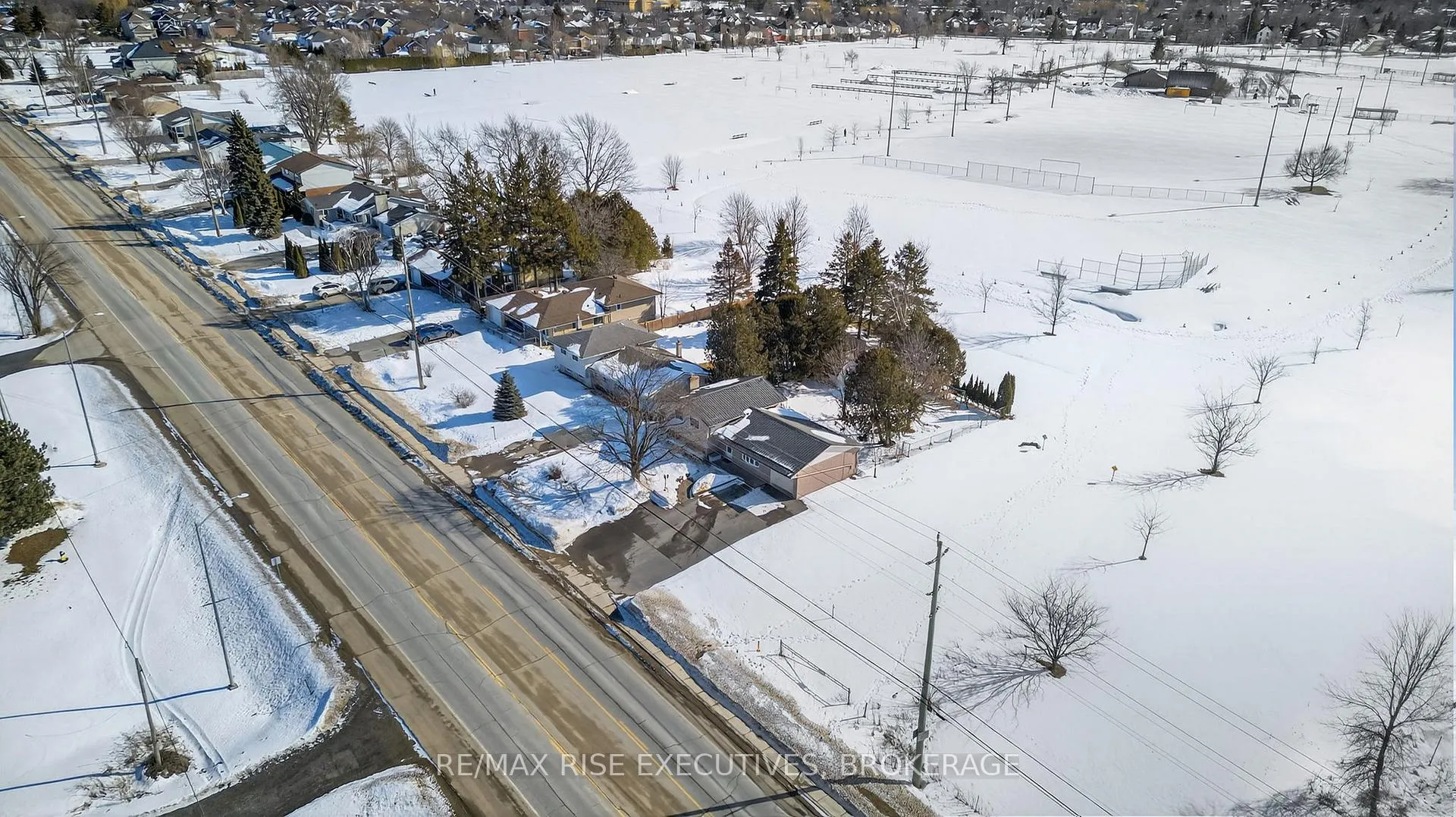 Photo 34 of 3231 Princess Street, Kingston, North of Taylor-Kidd Blvd — HOMEH
