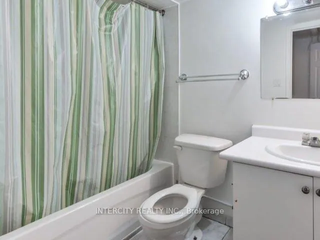 Photo 2 of 167 Silverstone Drive, Etobicoke, Mount Olive-Silverstone-Jamestown — HOMEH