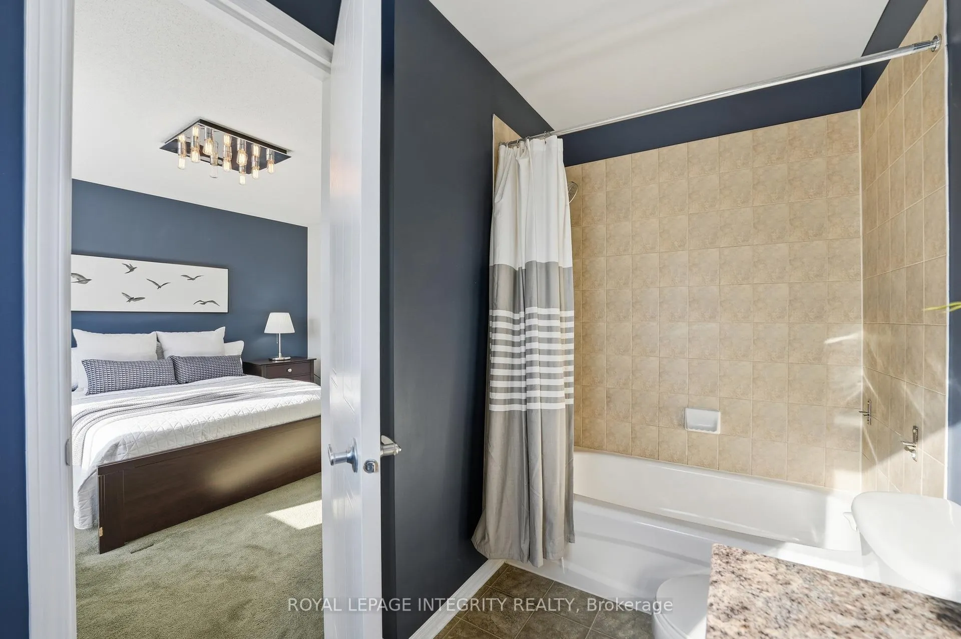 Photo 16 of 356 Hillsboro Private, Ottawa, Kanata - Emerald Meadows/Trailwest — HOMEH