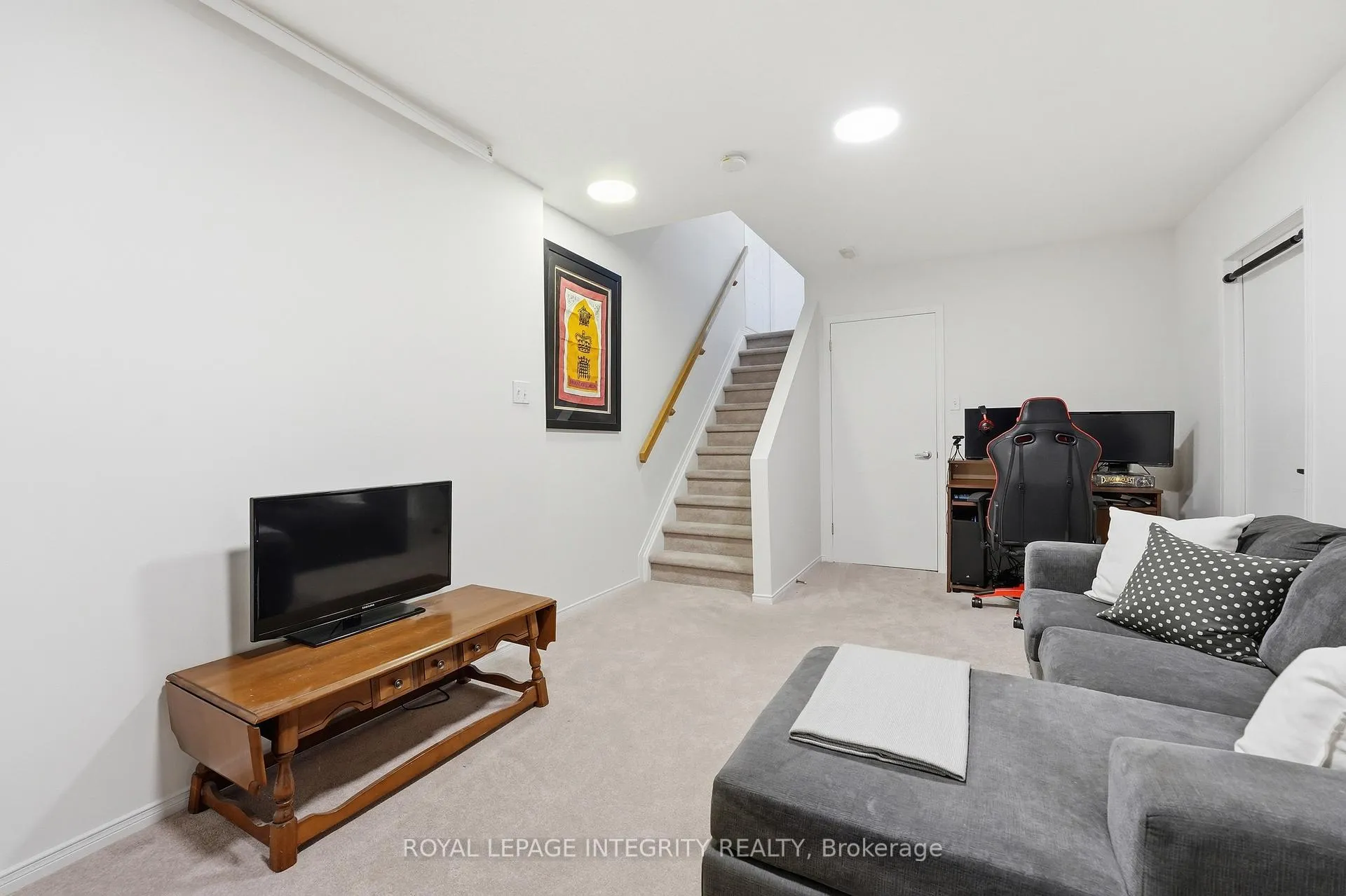 Photo 23 of 356 Hillsboro Private, Ottawa, Kanata - Emerald Meadows/Trailwest — HOMEH