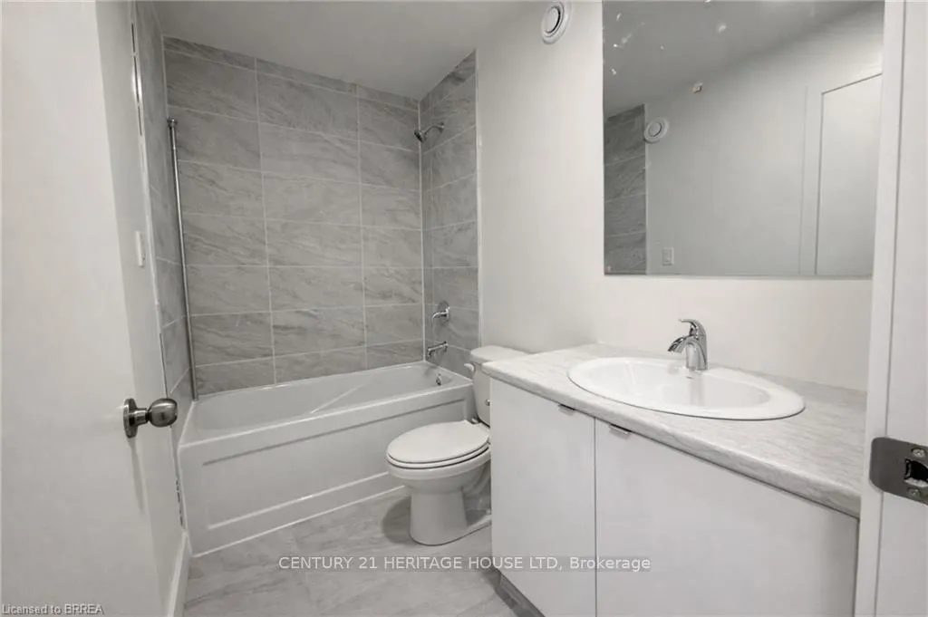 Photo 5 of Unit 210, 16 Melbourne Avenue, St. Catharines, Downtown — HOMEH