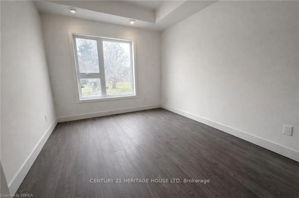 Photo 9 of Unit 210, 16 Melbourne Avenue, St. Catharines, Downtown — HOMEH