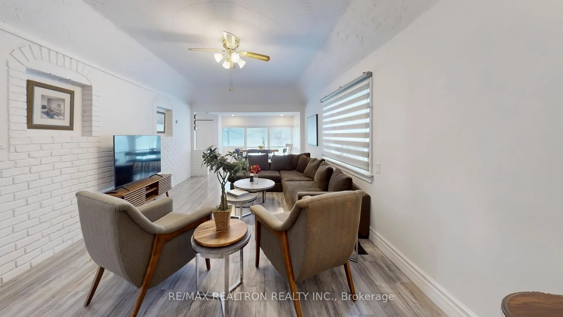 Photo 4 of 196 Ways Bay Drive, Georgina, Keswick North — HOMEH