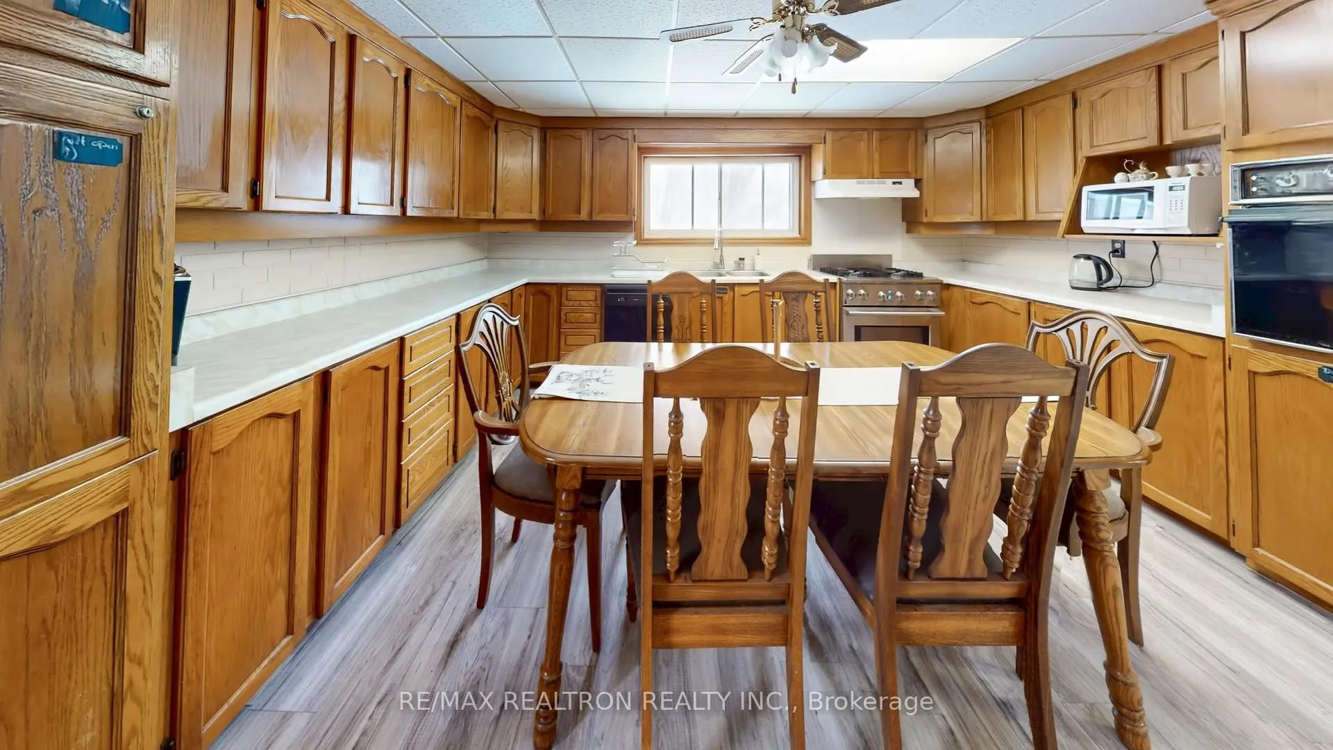 Photo 10 of 196 Ways Bay Drive, Georgina, Keswick North — HOMEH