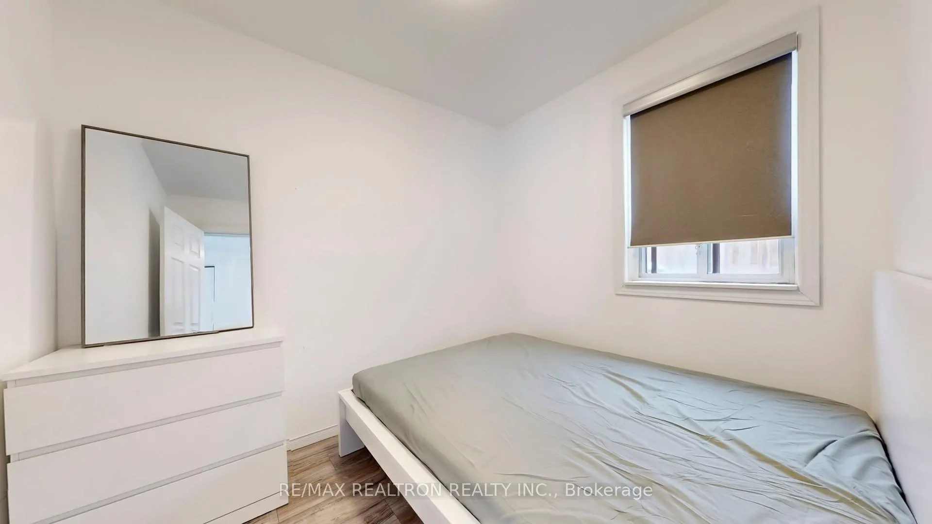 Photo 28 of 196 Ways Bay Drive, Georgina, Keswick North — HOMEH