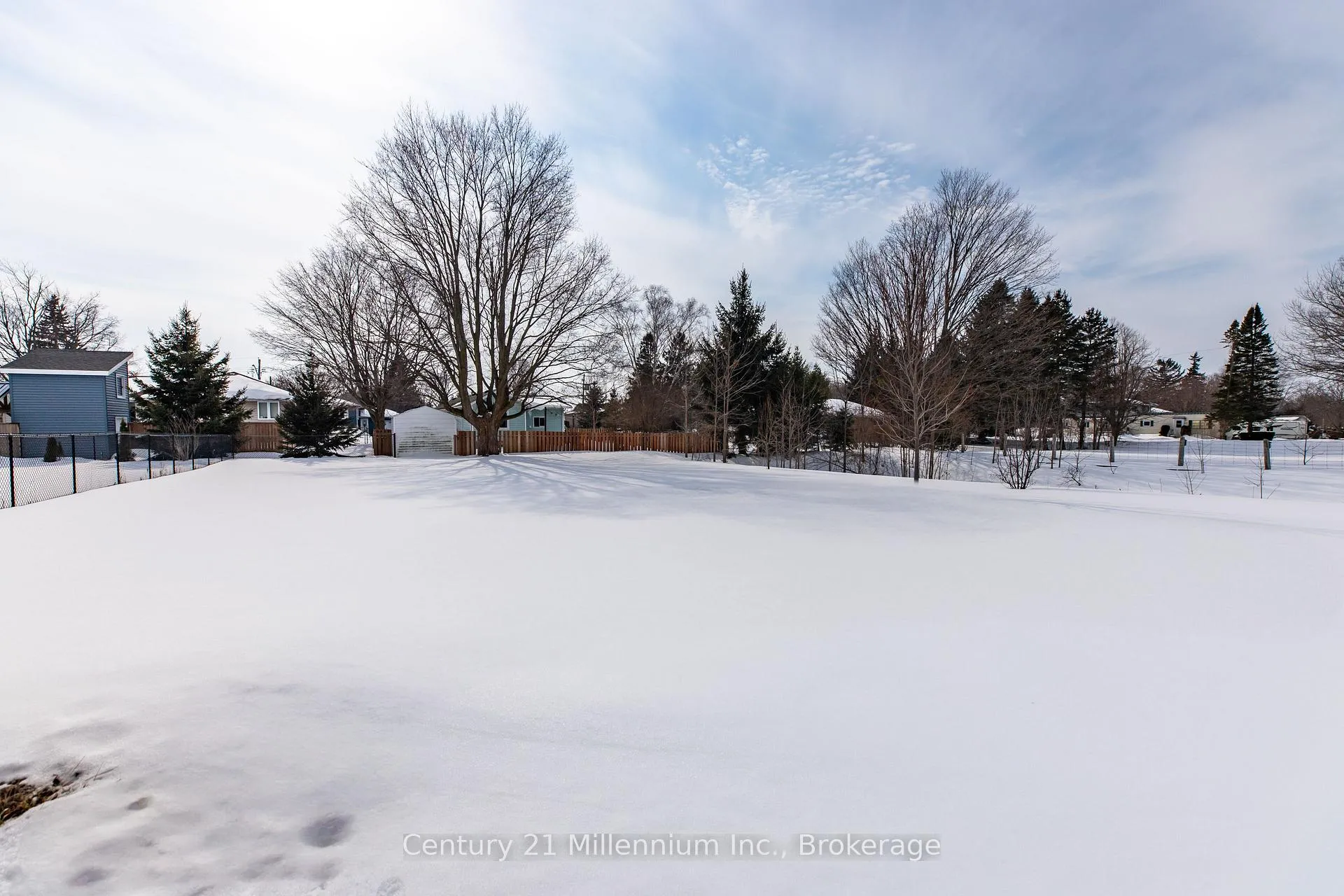 Photo 7 of 38 Mill Street, Kincardine — HOMEH