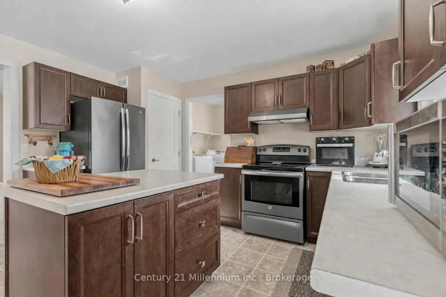 Photo 21 of 38 Mill Street, Kincardine — HOMEH