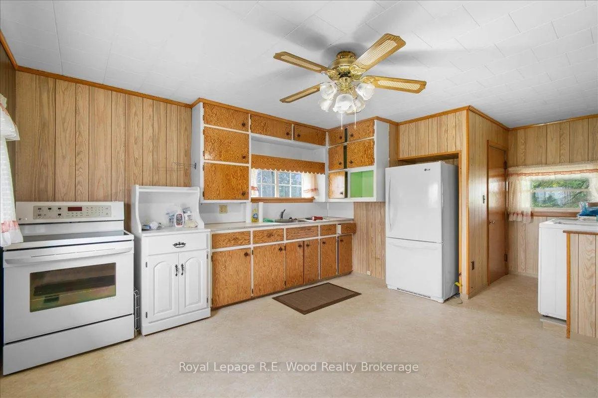 Photo 11 of 55489 Best Line, Bayham, Rural Bayham — HOMEH