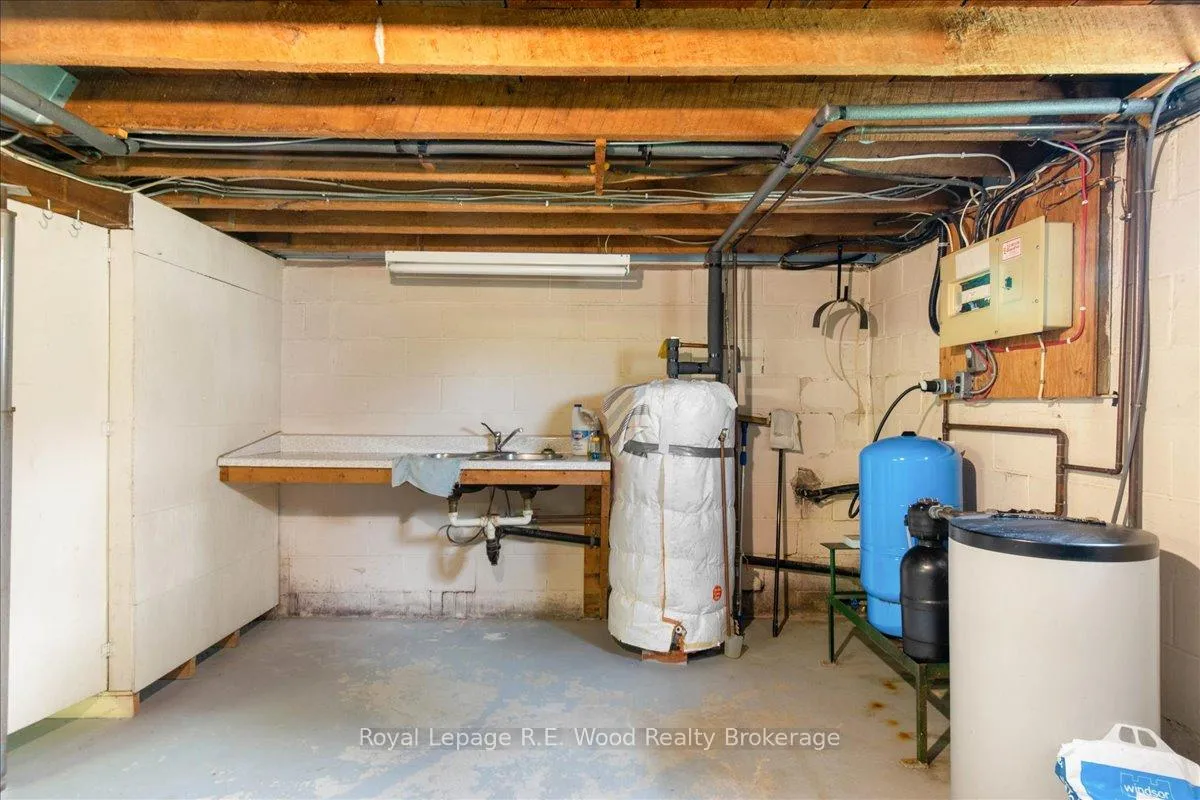 Photo 24 of 55489 Best Line, Bayham, Rural Bayham — HOMEH
