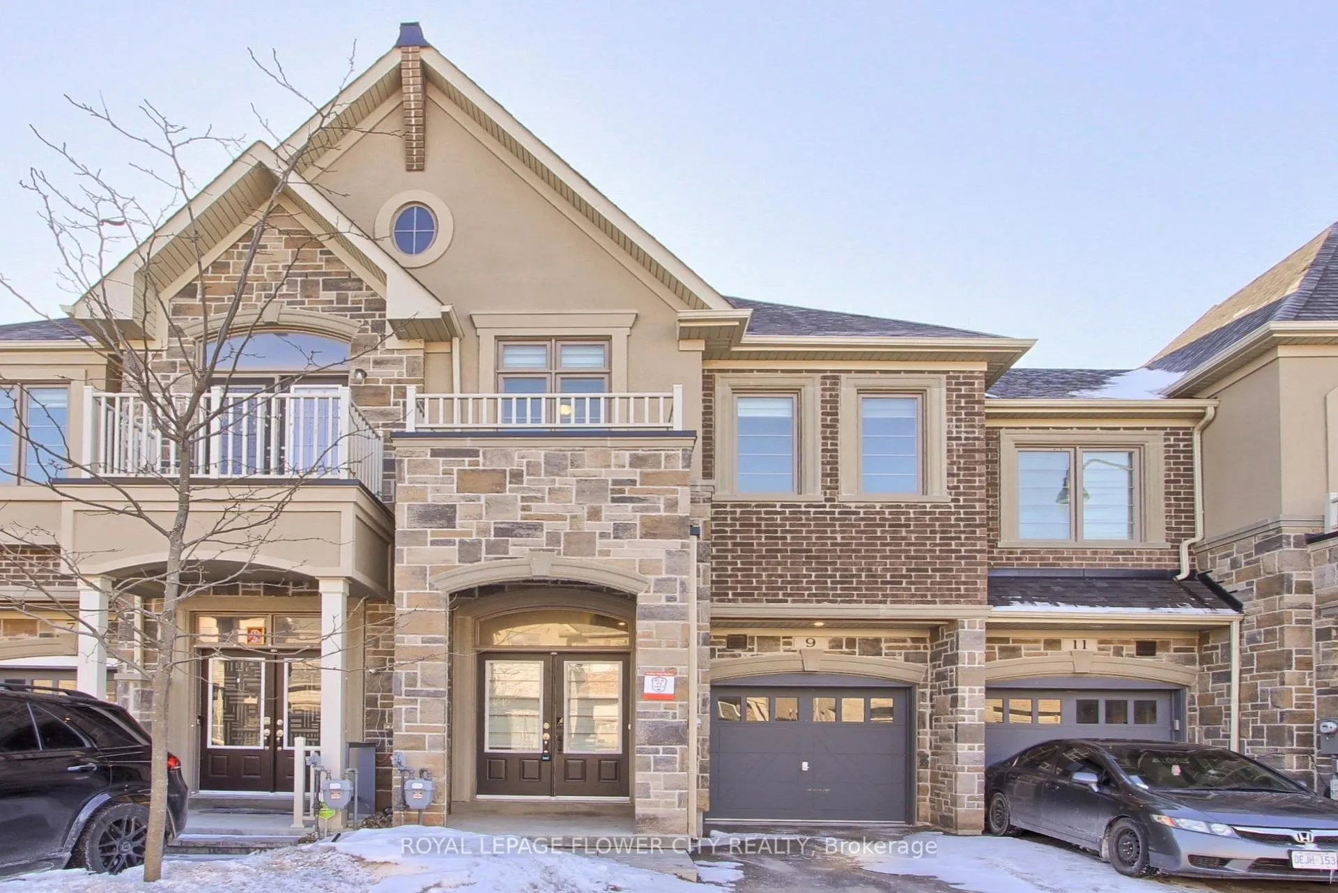 Photo 1 of 9 Dalbeattie Drive, Brampton, Bram West — HOMEH