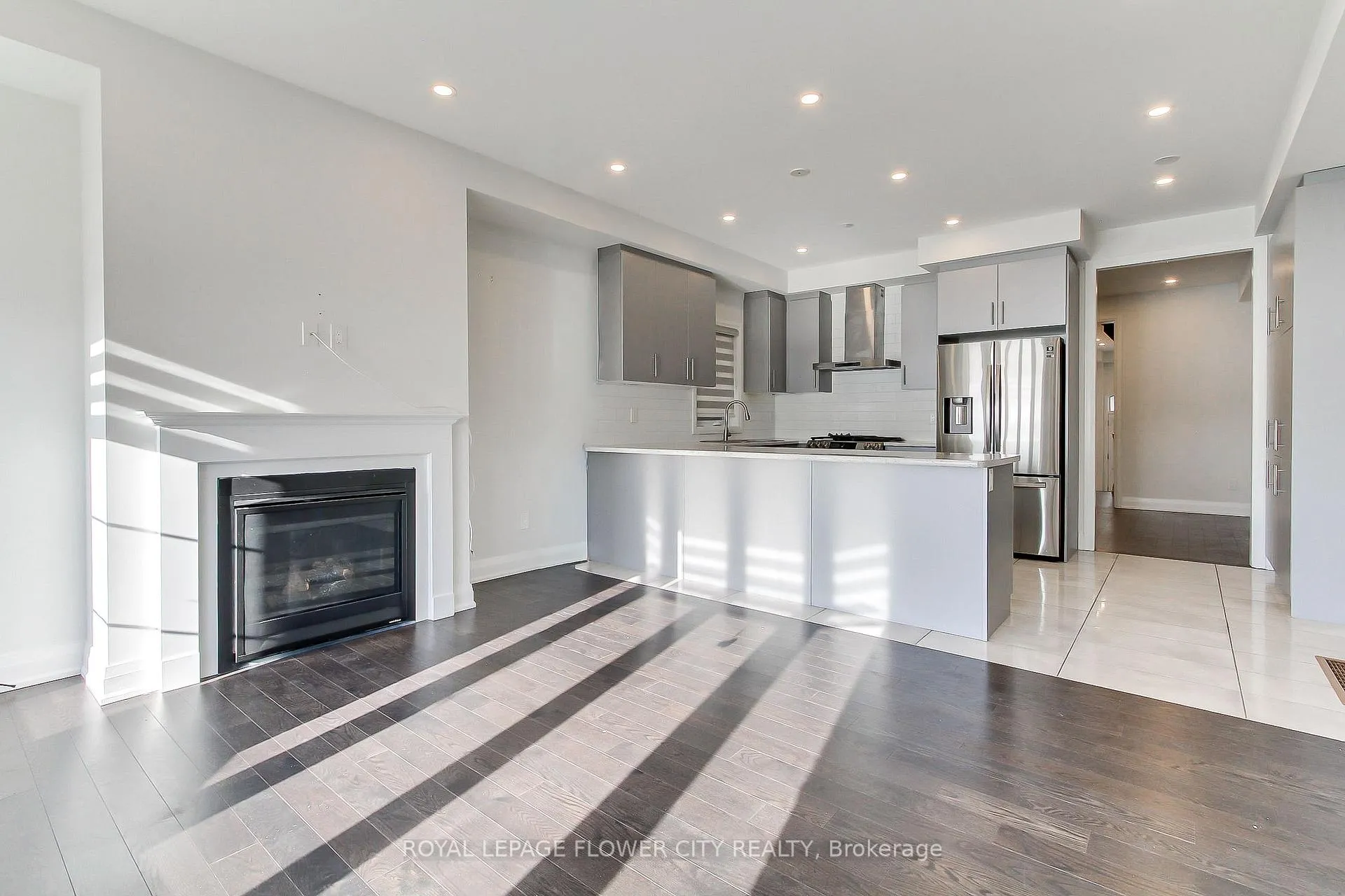 Photo 25 of 9 Dalbeattie Drive, Brampton, Bram West — HOMEH