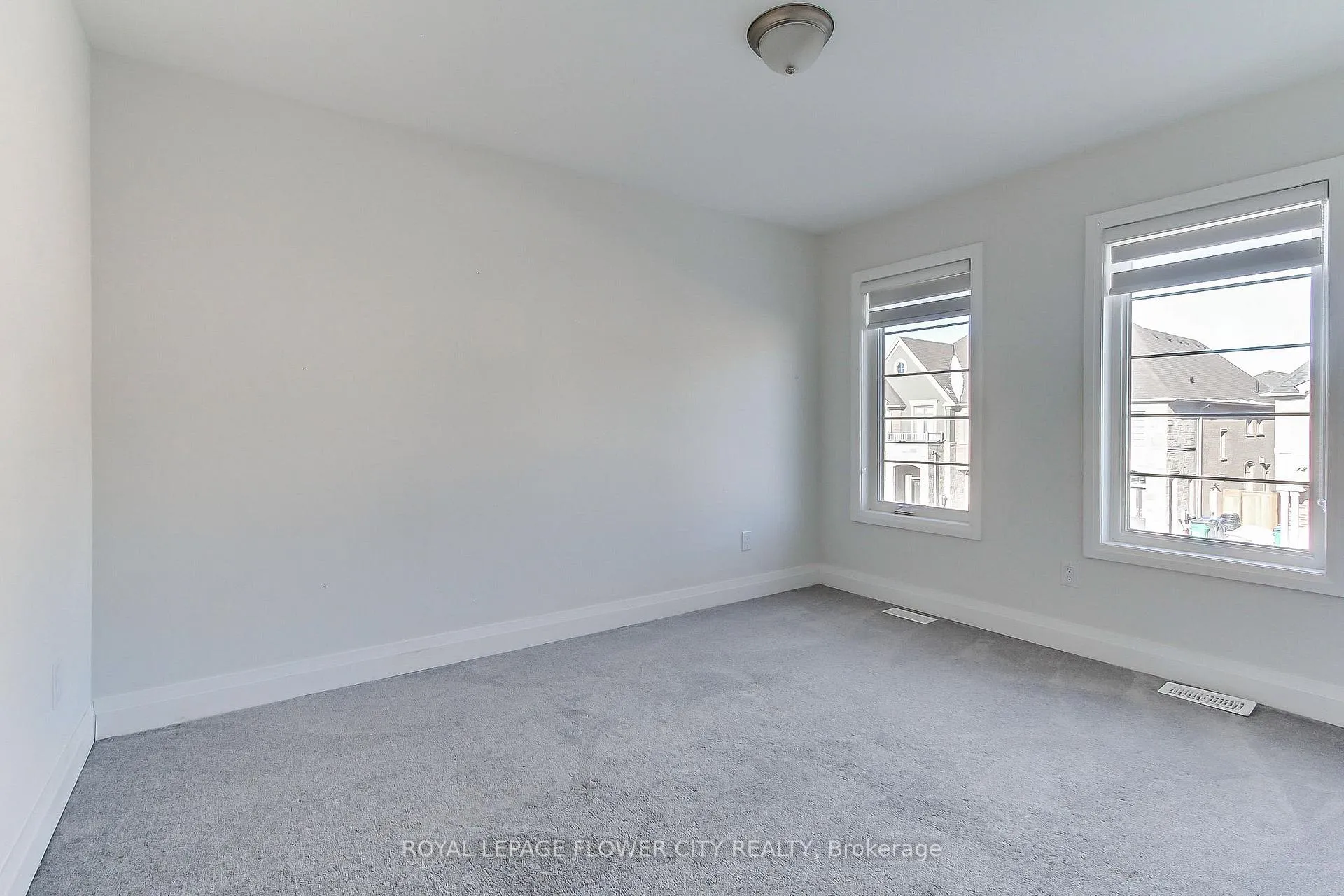 Photo 39 of 9 Dalbeattie Drive, Brampton, Bram West — HOMEH