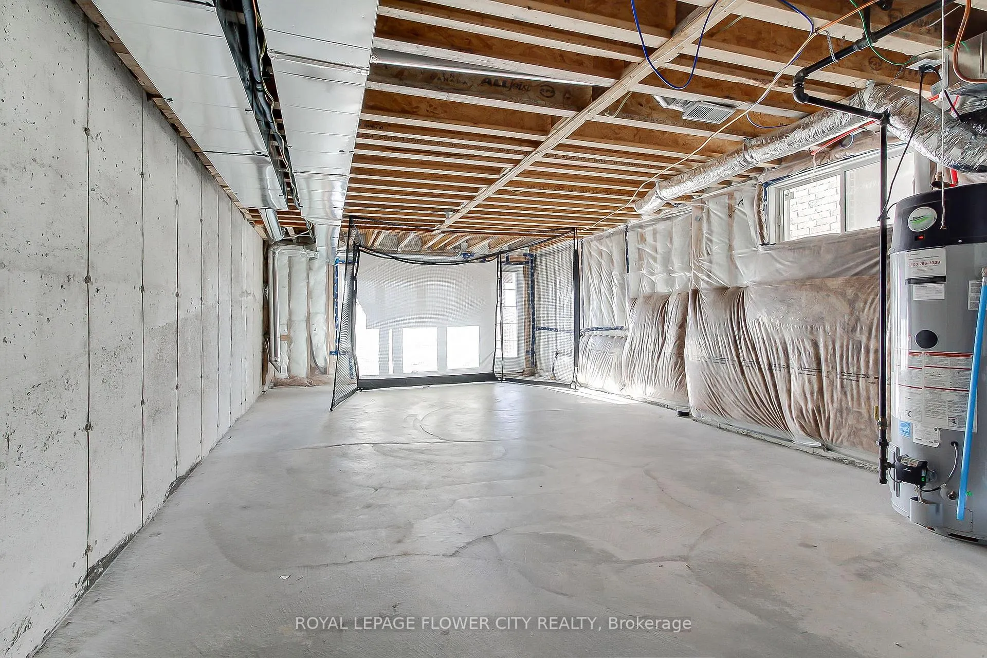 Photo 46 of 9 Dalbeattie Drive, Brampton, Bram West — HOMEH
