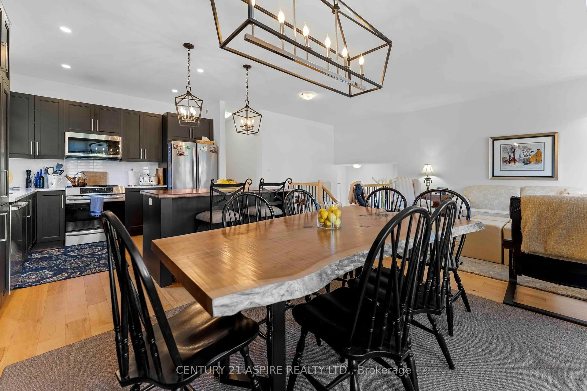 Photo 7 of 1002 Butler Boulevard, Petawawa — HOMEH
