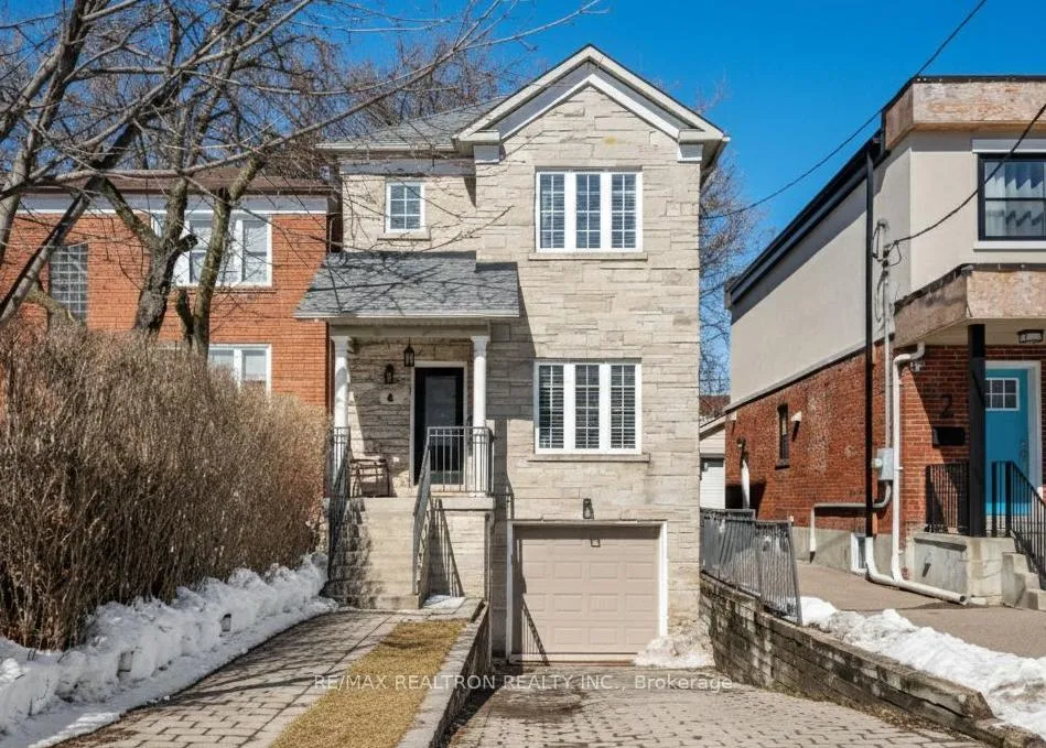 Front of 4 Coates Avenue