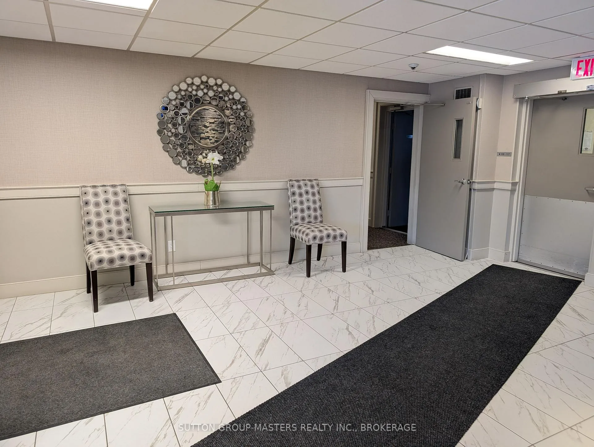 Photo 2 of Unit 404, 334 Queen Mary Road, Kingston, West of Sir John A. Blvd — HOMEH