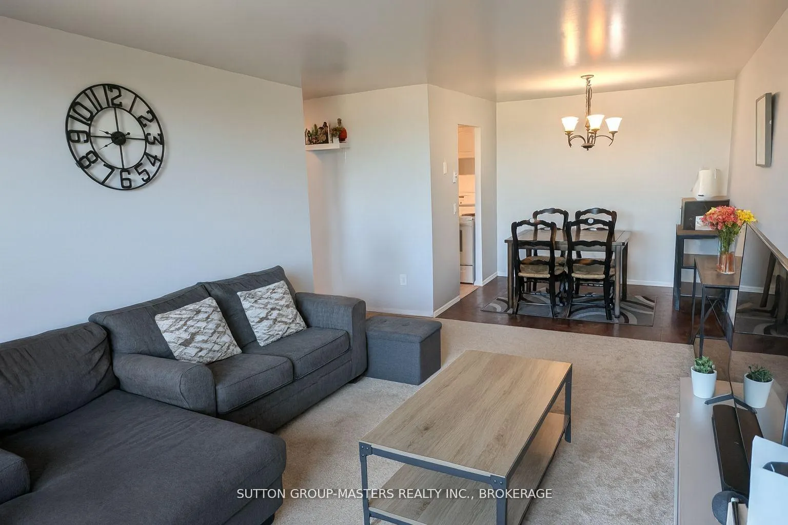 Photo 9 of Unit 404, 334 Queen Mary Road, Kingston, West of Sir John A. Blvd — HOMEH