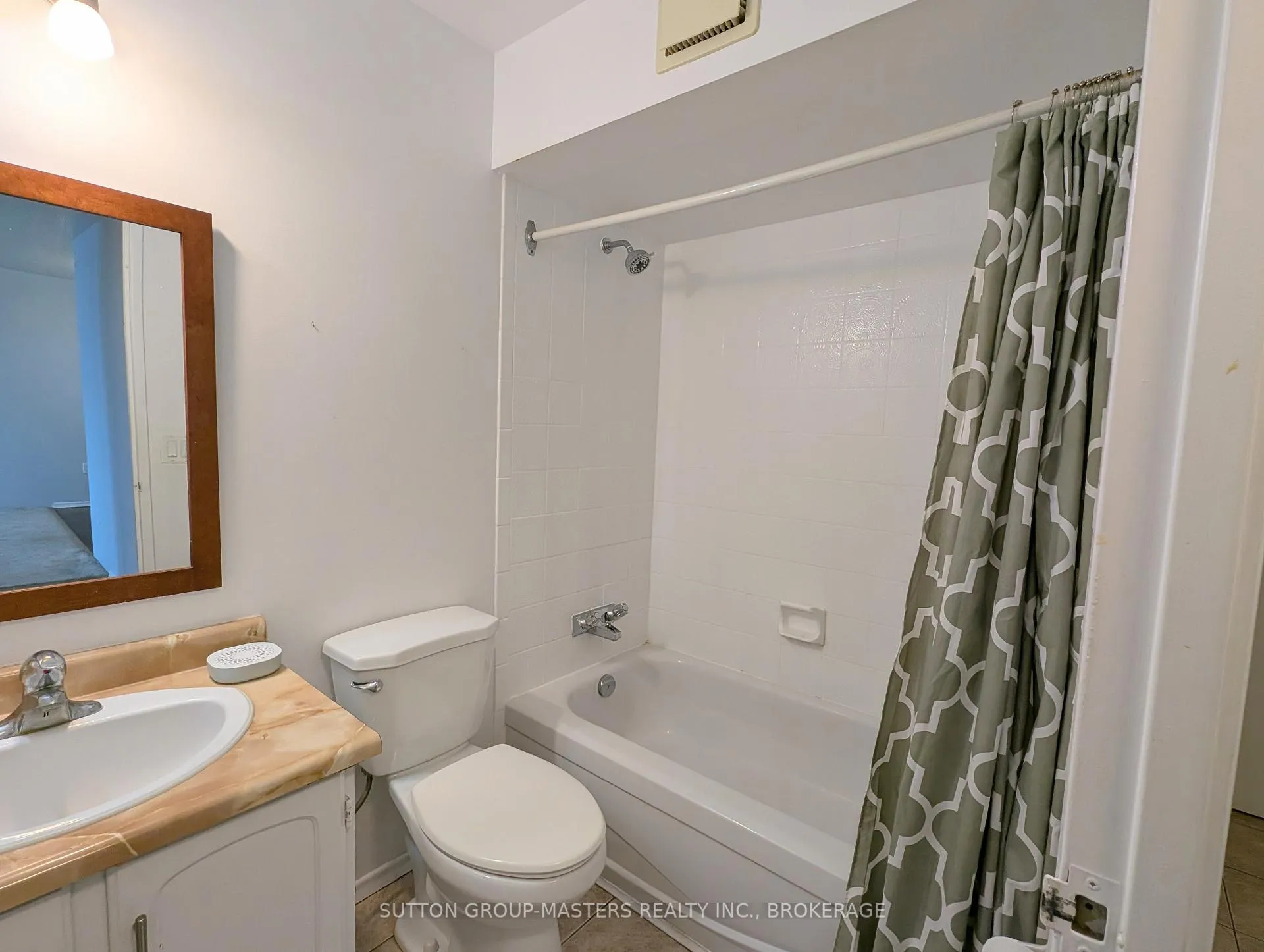 Photo 13 of Unit 404, 334 Queen Mary Road, Kingston, West of Sir John A. Blvd — HOMEH