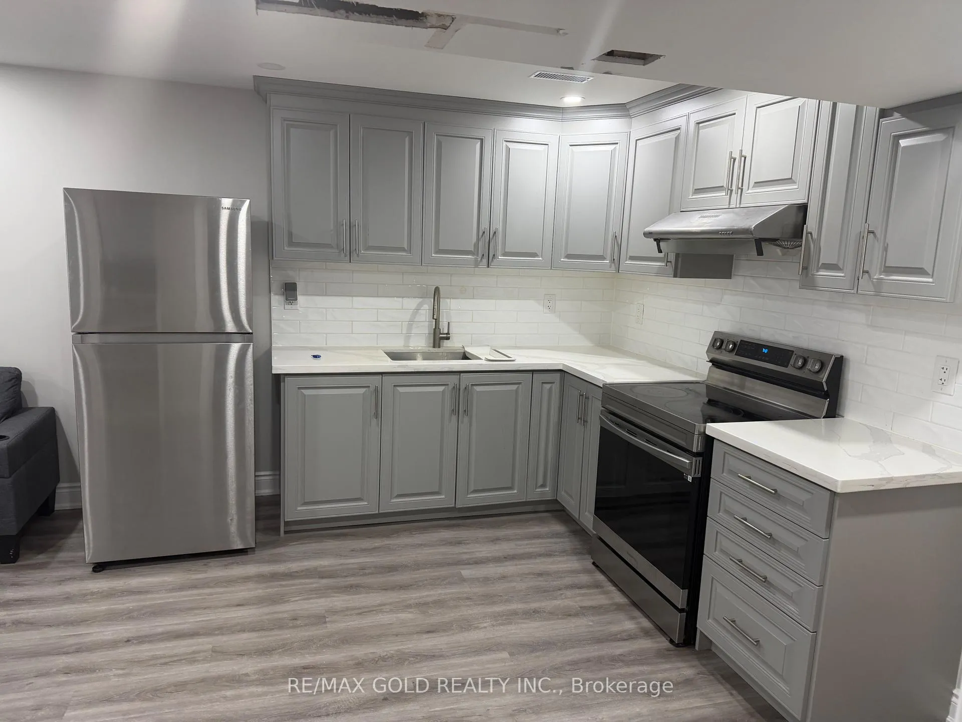 Photo 7 of Unit Basement, 137 Cadillac Crescent, Brampton, Fletcher's Meadow — HOMEH