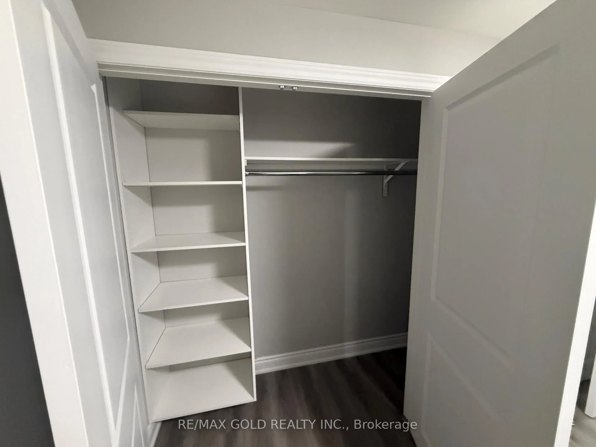 Photo 11 of Unit Basement, 137 Cadillac Crescent, Brampton, Fletcher's Meadow — HOMEH