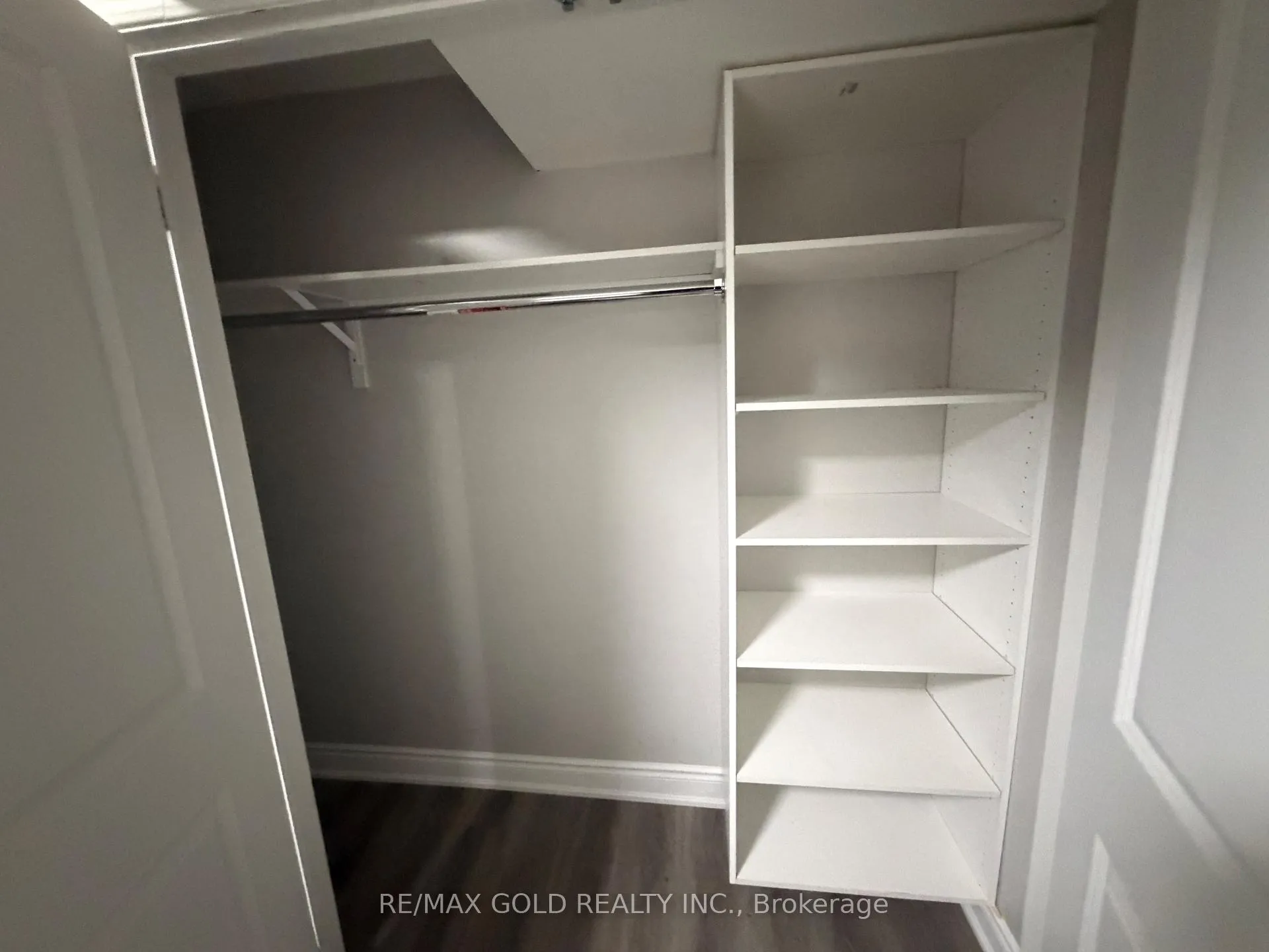 Photo 12 of Unit Basement, 137 Cadillac Crescent, Brampton, Fletcher's Meadow — HOMEH