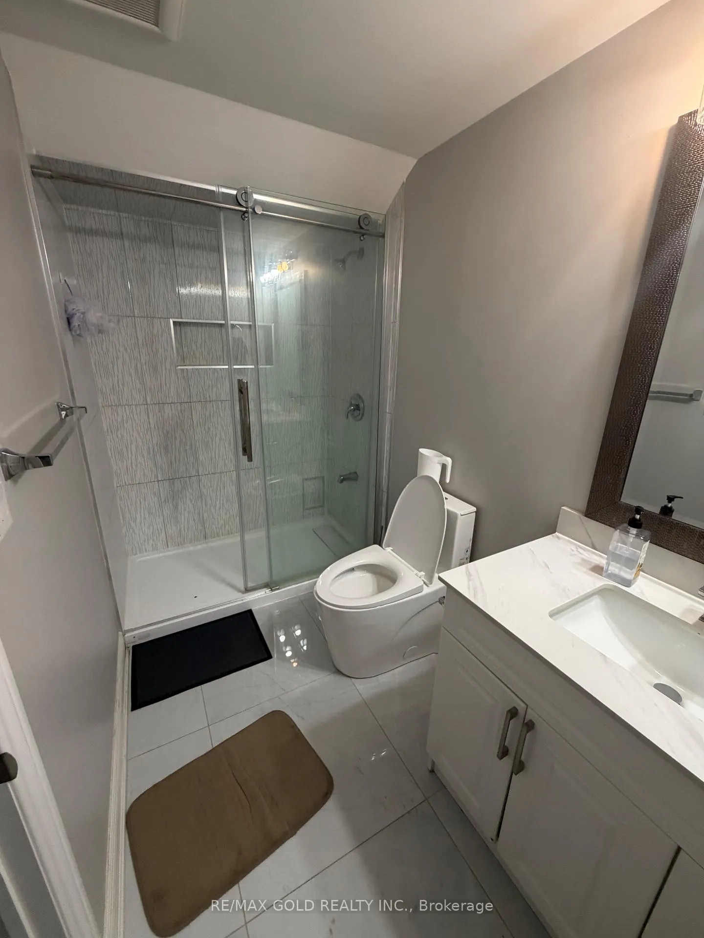 Photo 15 of Unit Basement, 137 Cadillac Crescent, Brampton, Fletcher's Meadow — HOMEH