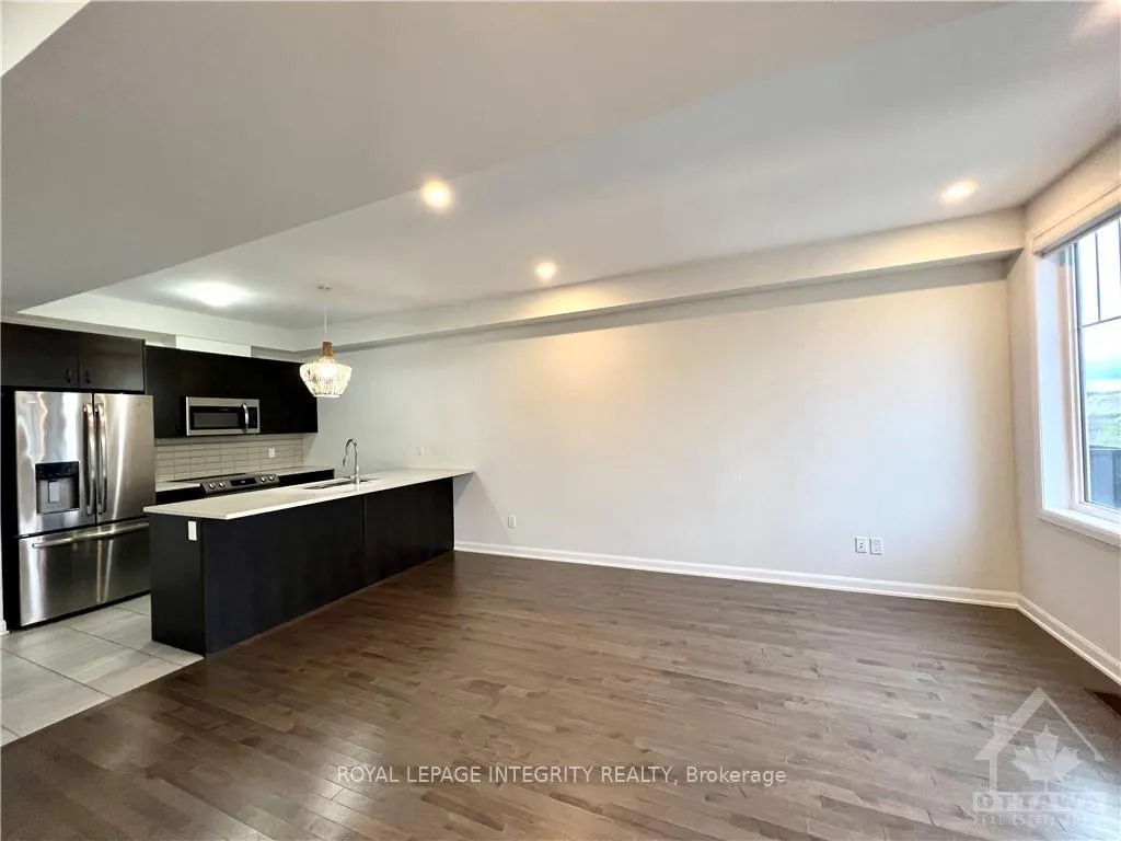 Photo 9 of 502 Galmoy Way, Ottawa, Barrhaven - Half Moon Bay — HOMEH