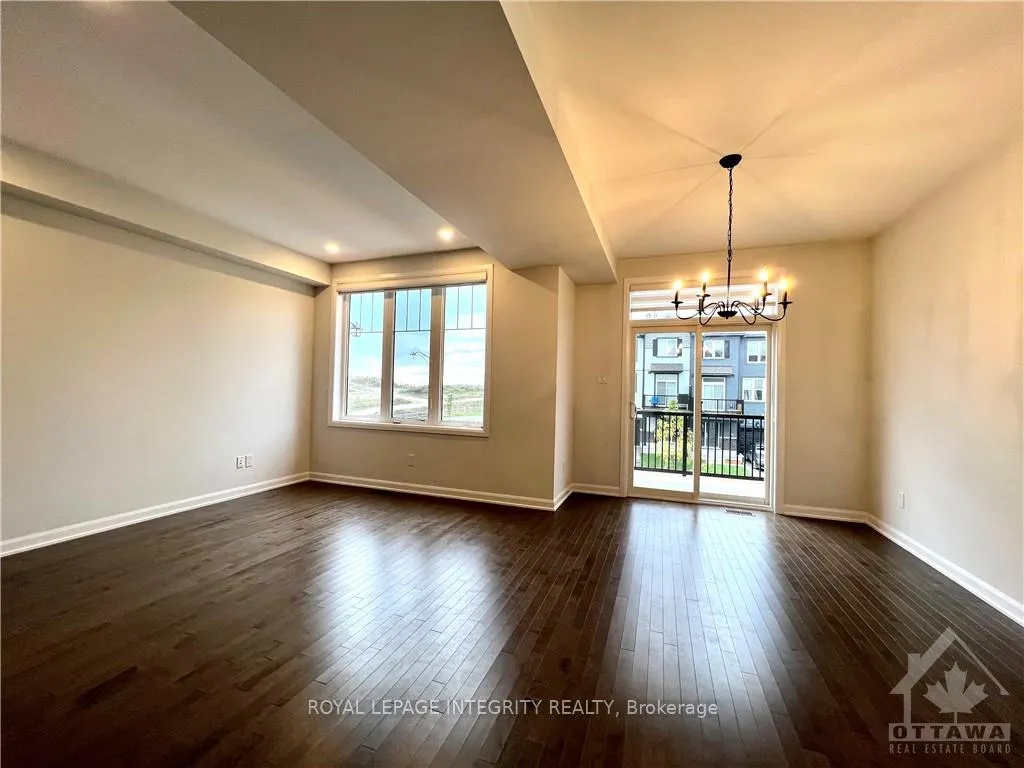 Photo 11 of 502 Galmoy Way, Ottawa, Barrhaven - Half Moon Bay — HOMEH