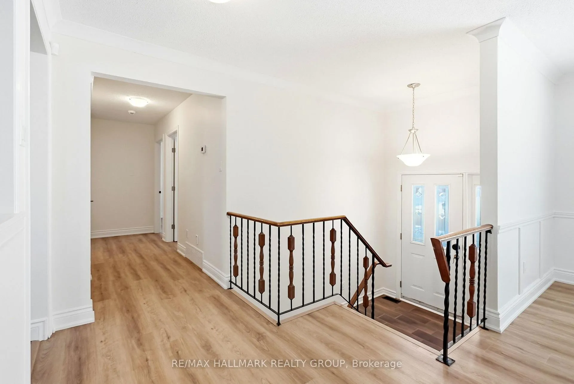 Photo 4 of 145 Larkin Drive, Ottawa, Barrhaven - Pheasant Run — HOMEH
