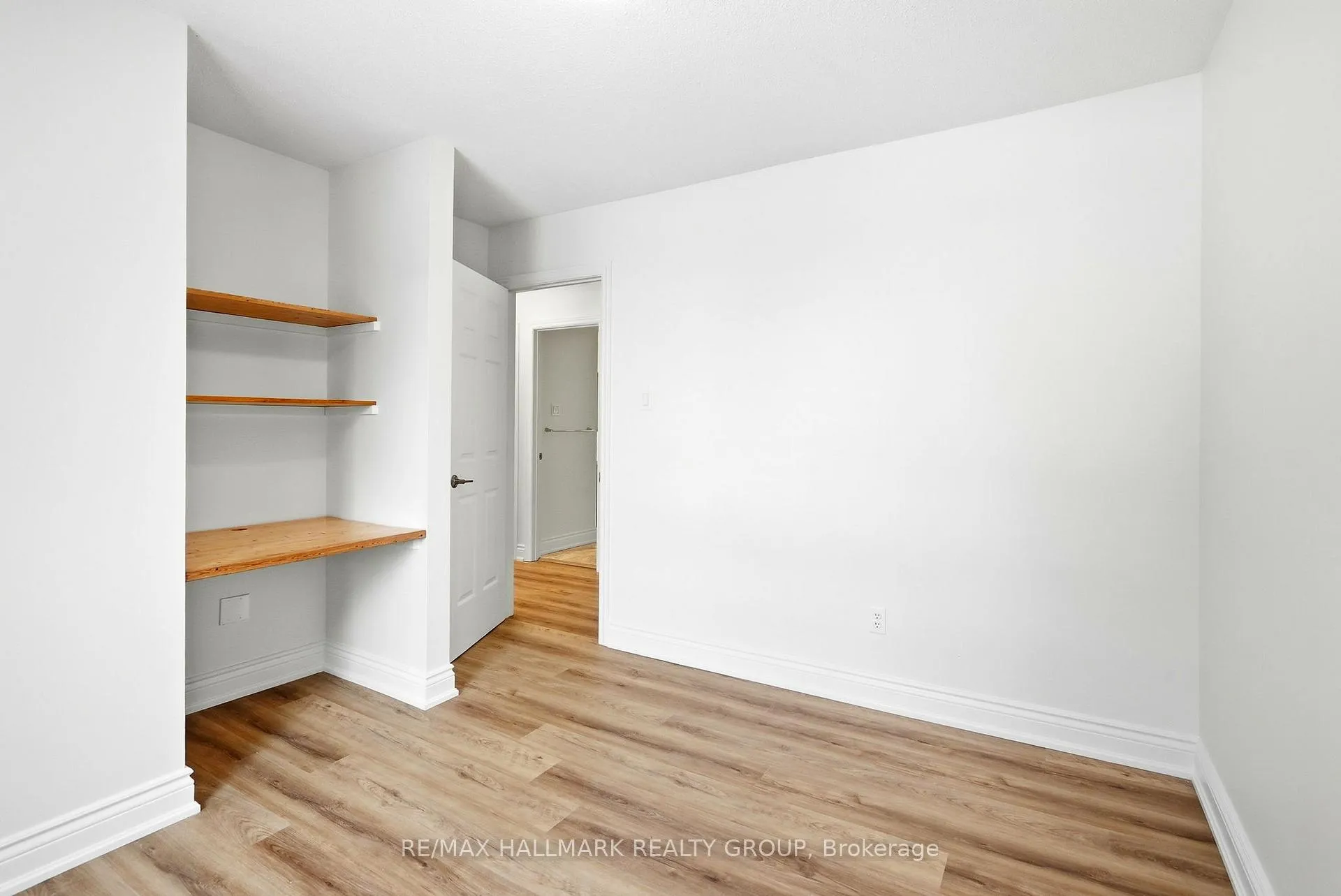 Photo 23 of 145 Larkin Drive, Ottawa, Barrhaven - Pheasant Run — HOMEH