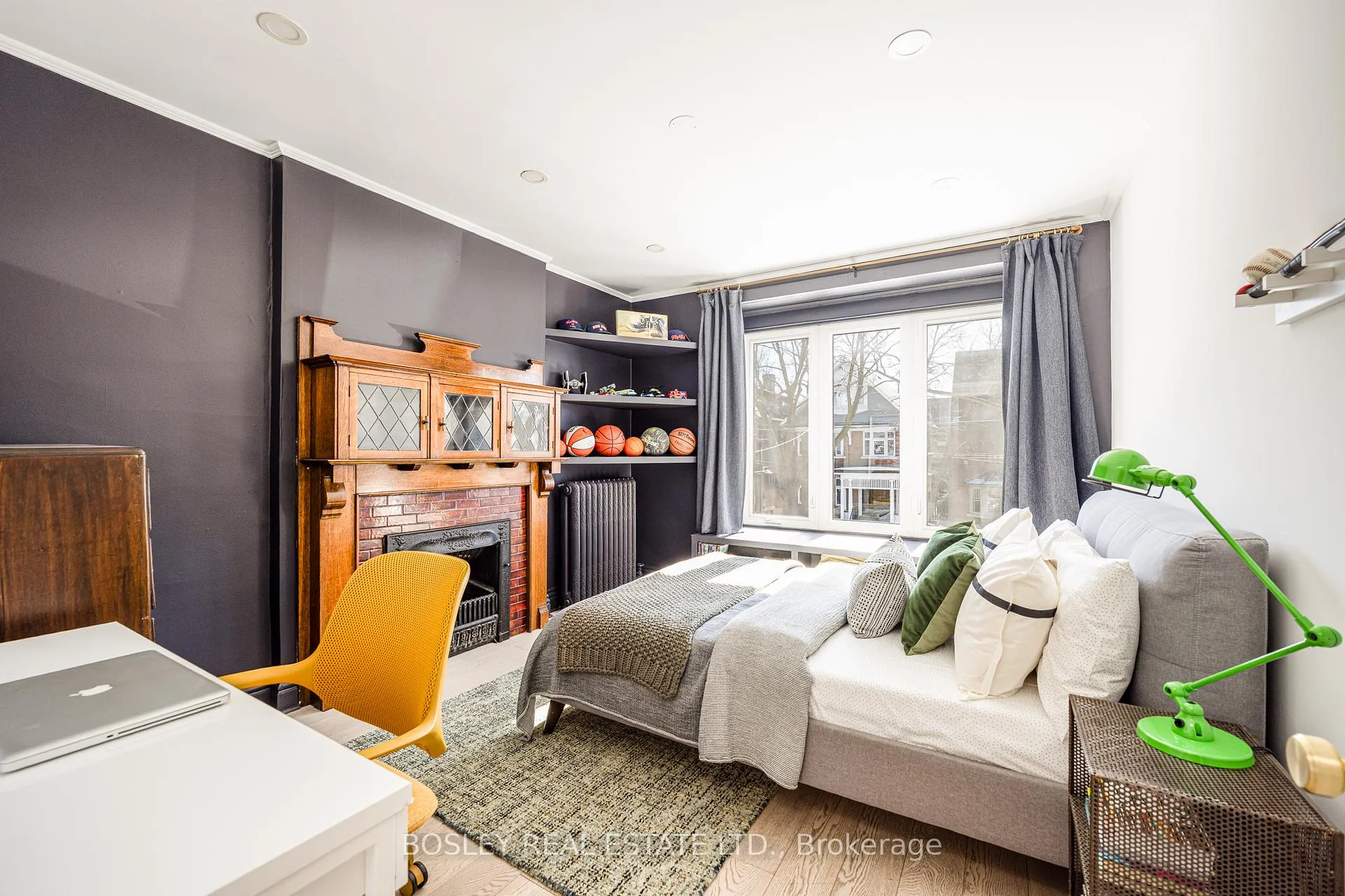 Photo 8 of 110 Grenadier Road, Toronto, High Park-Swansea — HOMEH