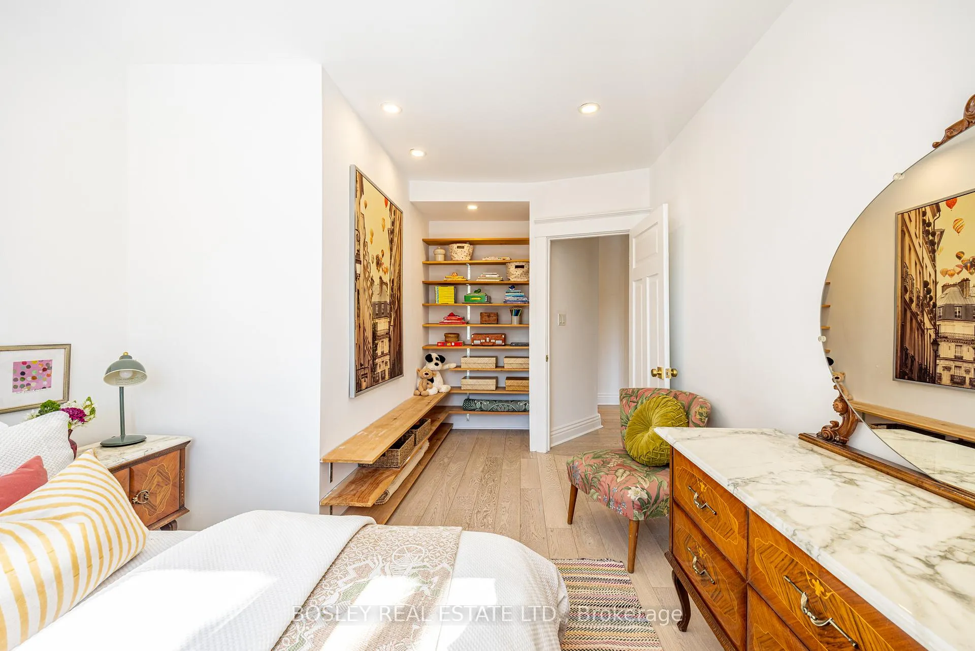Photo 11 of 110 Grenadier Road, Toronto, High Park-Swansea — HOMEH