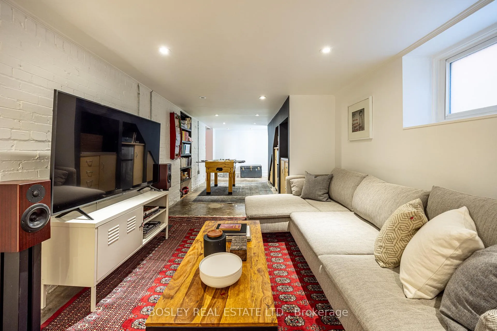 Photo 39 of 110 Grenadier Road, Toronto, High Park-Swansea — HOMEH