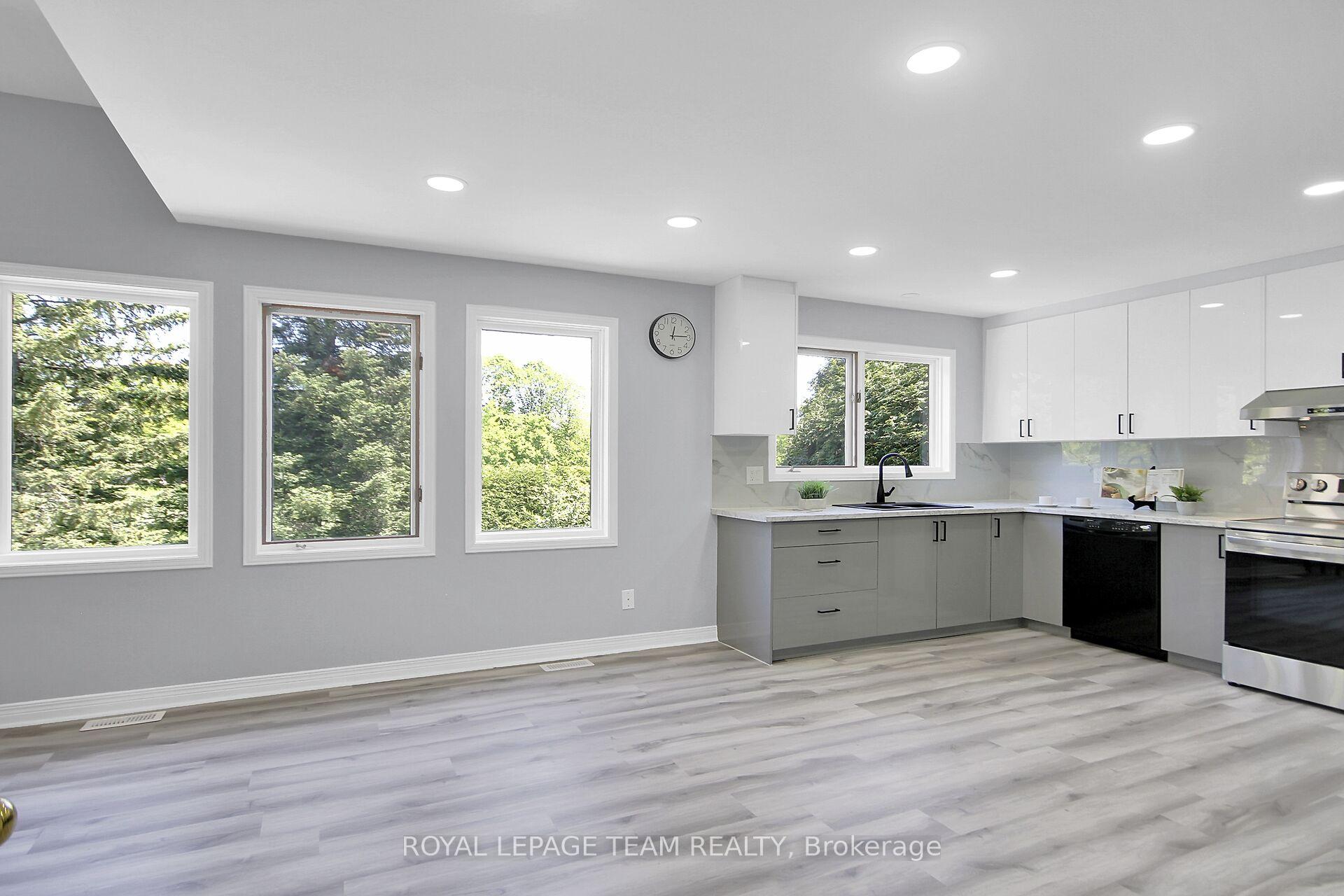 Photo 4 of 181 Knudson Drive, Ottawa, Kanata - Kanata Lakes/Heritage Hills — HOMEH