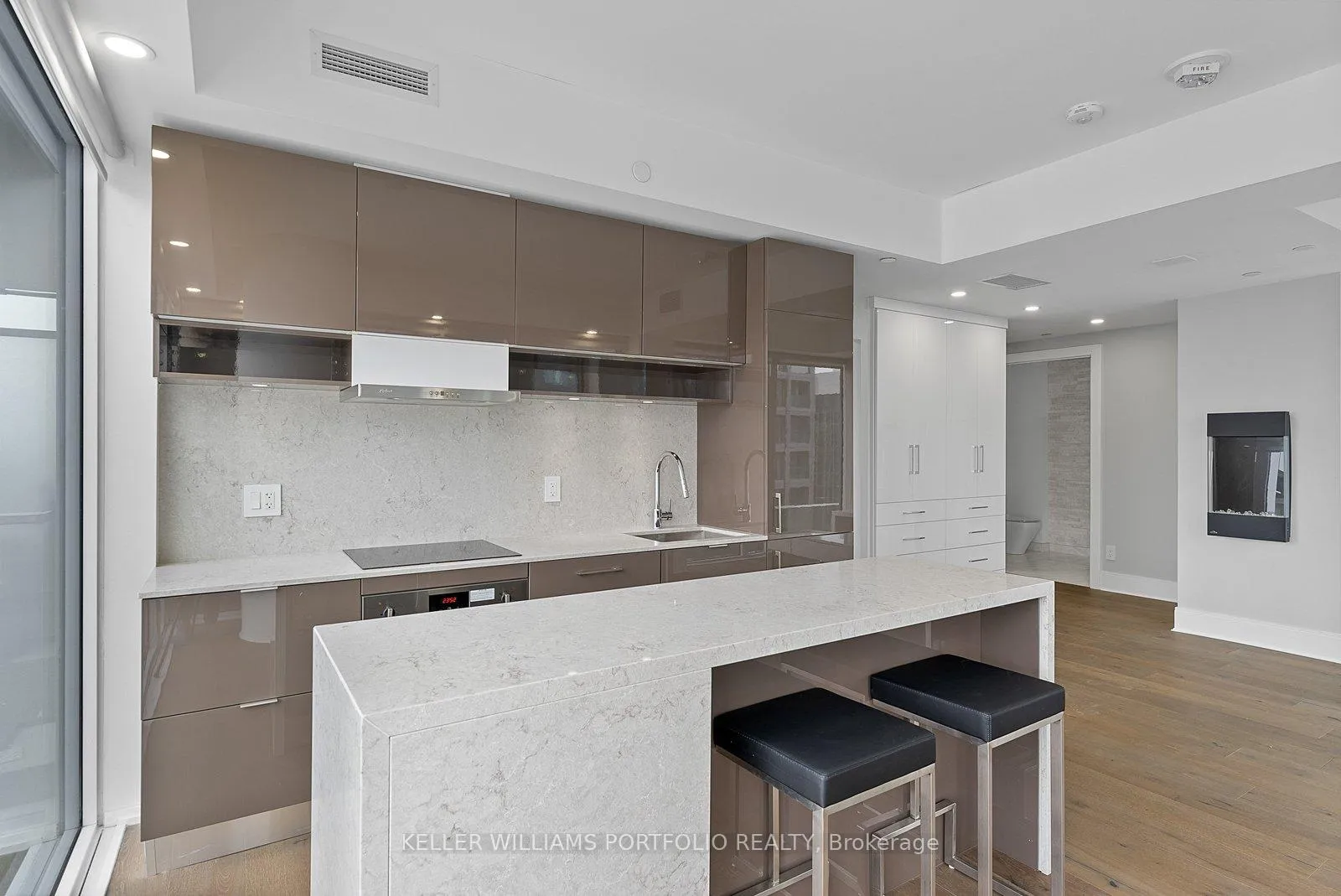 Photo 14 of Unit 2207, 5 Soudan Avenue, Toronto, Mount Pleasant West — HOMEH