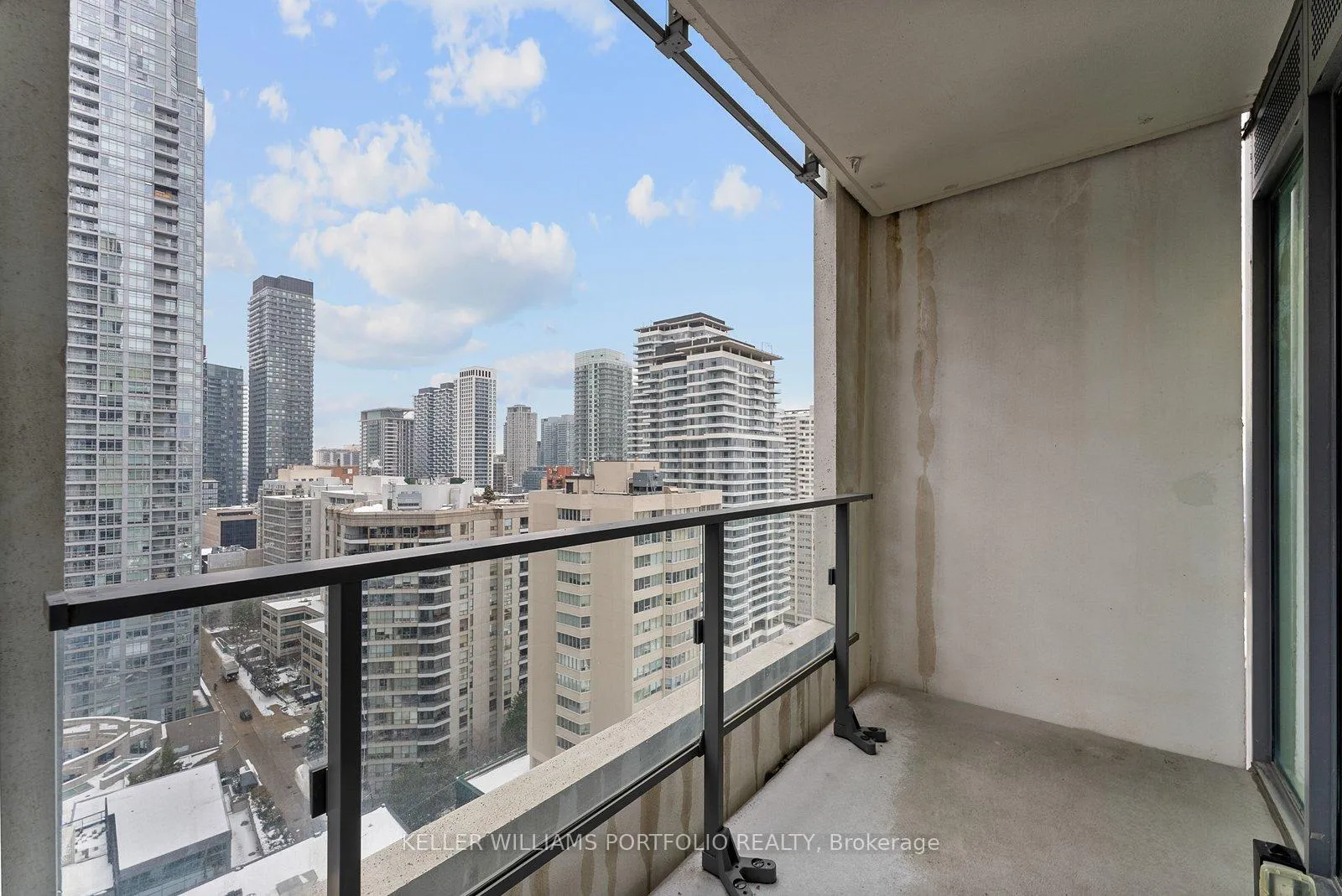 Photo 28 of Unit 2207, 5 Soudan Avenue, Toronto, Mount Pleasant West — HOMEH