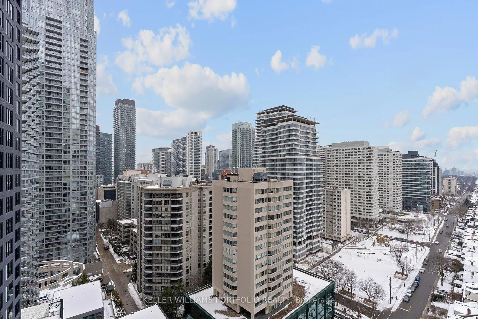 Photo 30 of Unit 2207, 5 Soudan Avenue, Toronto, Mount Pleasant West — HOMEH