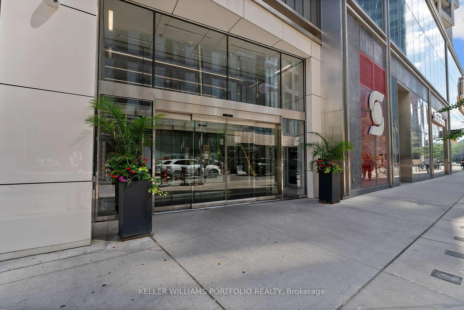 Photo 33 of Unit 2207, 5 Soudan Avenue, Toronto, Mount Pleasant West — HOMEH