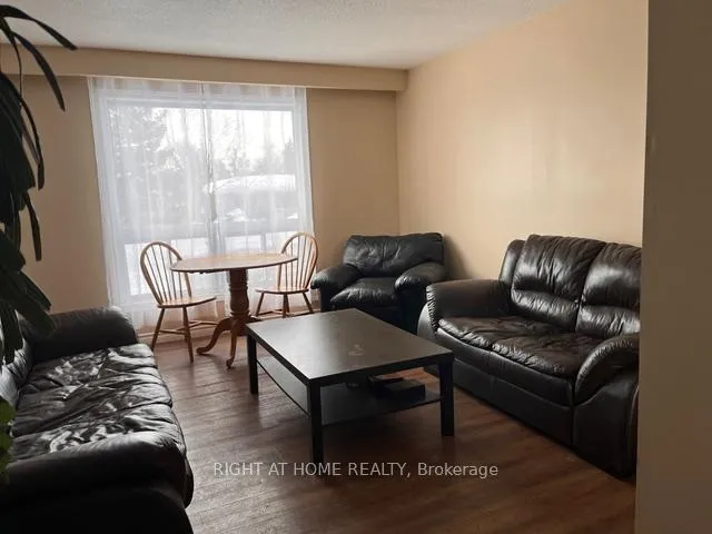 Photo 7 of 44 Bernick Drive, Barrie, Grove East — HOMEH
