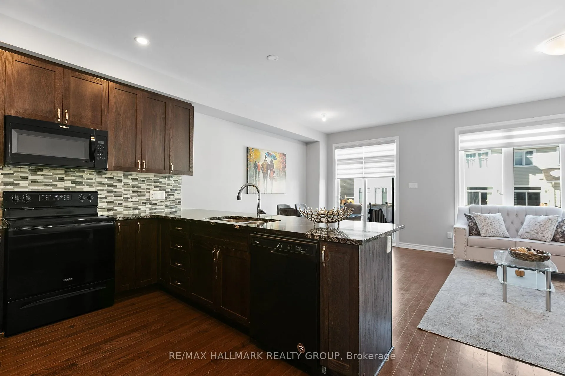 Photo 11 of 813 Miikana Road, Ottawa, Blossom Park/Kemp Park/Findlay Creek — HOMEH
