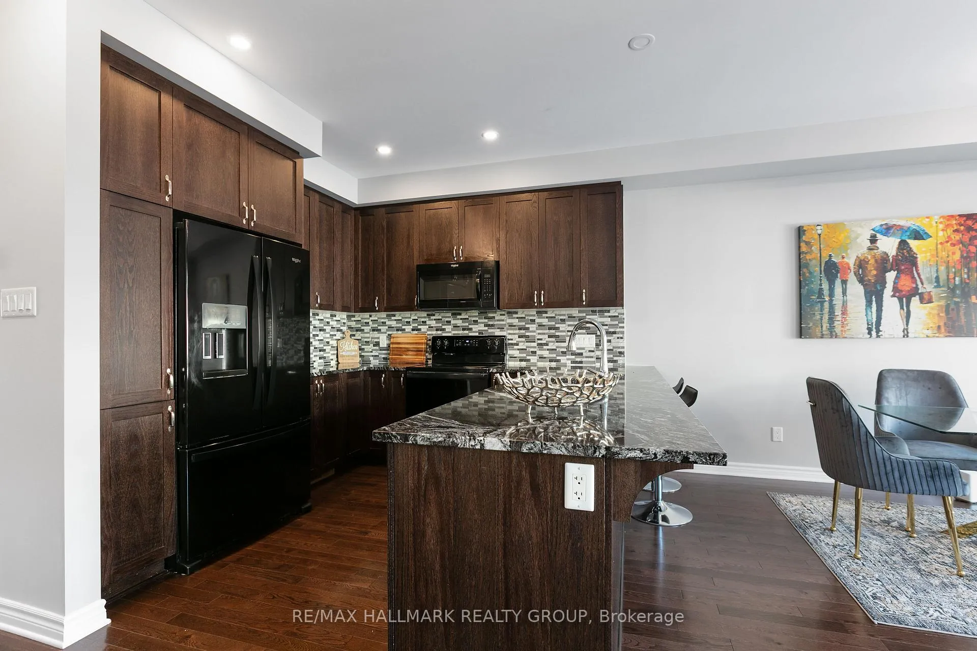 Photo 12 of 813 Miikana Road, Ottawa, Blossom Park/Kemp Park/Findlay Creek — HOMEH