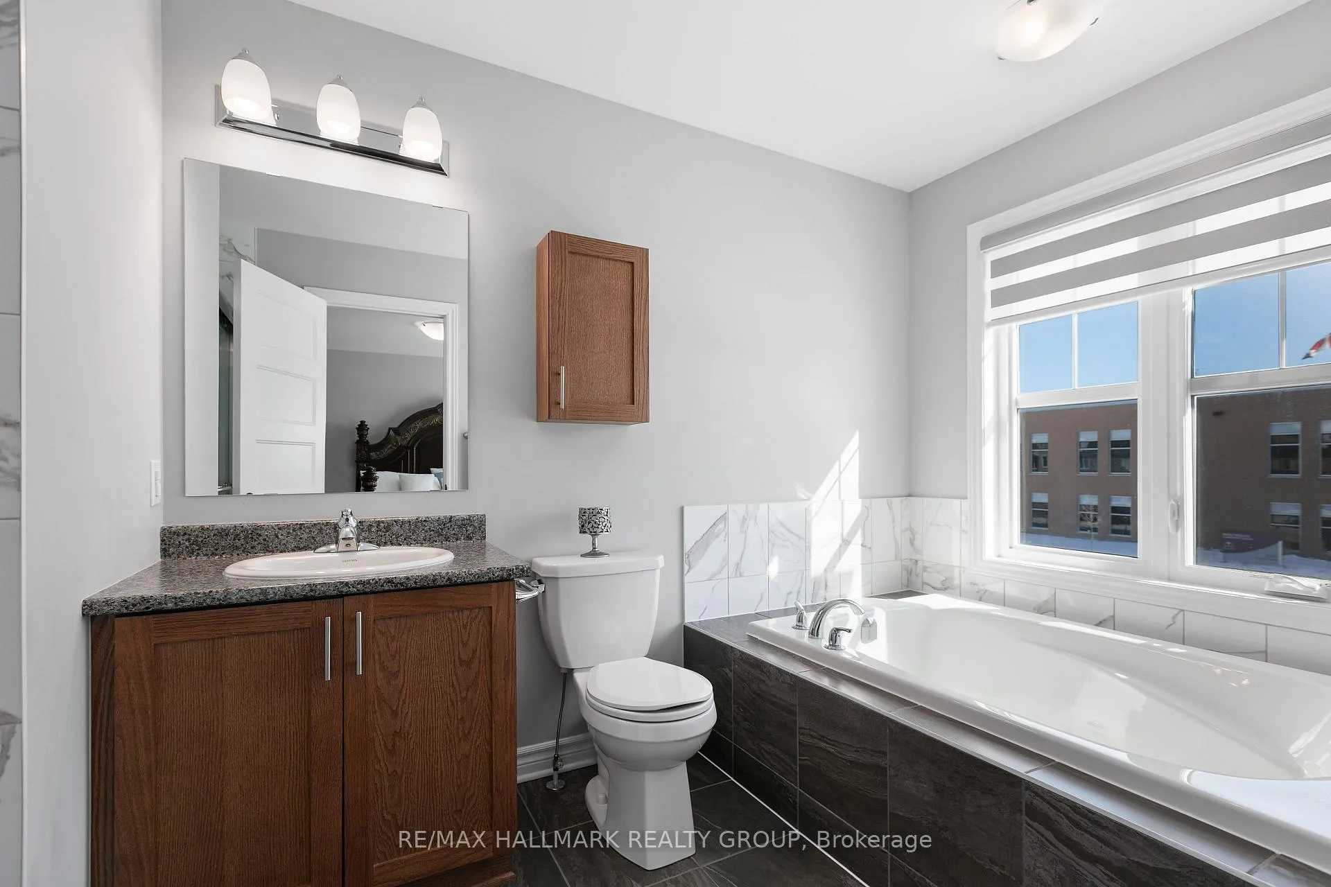 Photo 18 of 813 Miikana Road, Ottawa, Blossom Park/Kemp Park/Findlay Creek — HOMEH